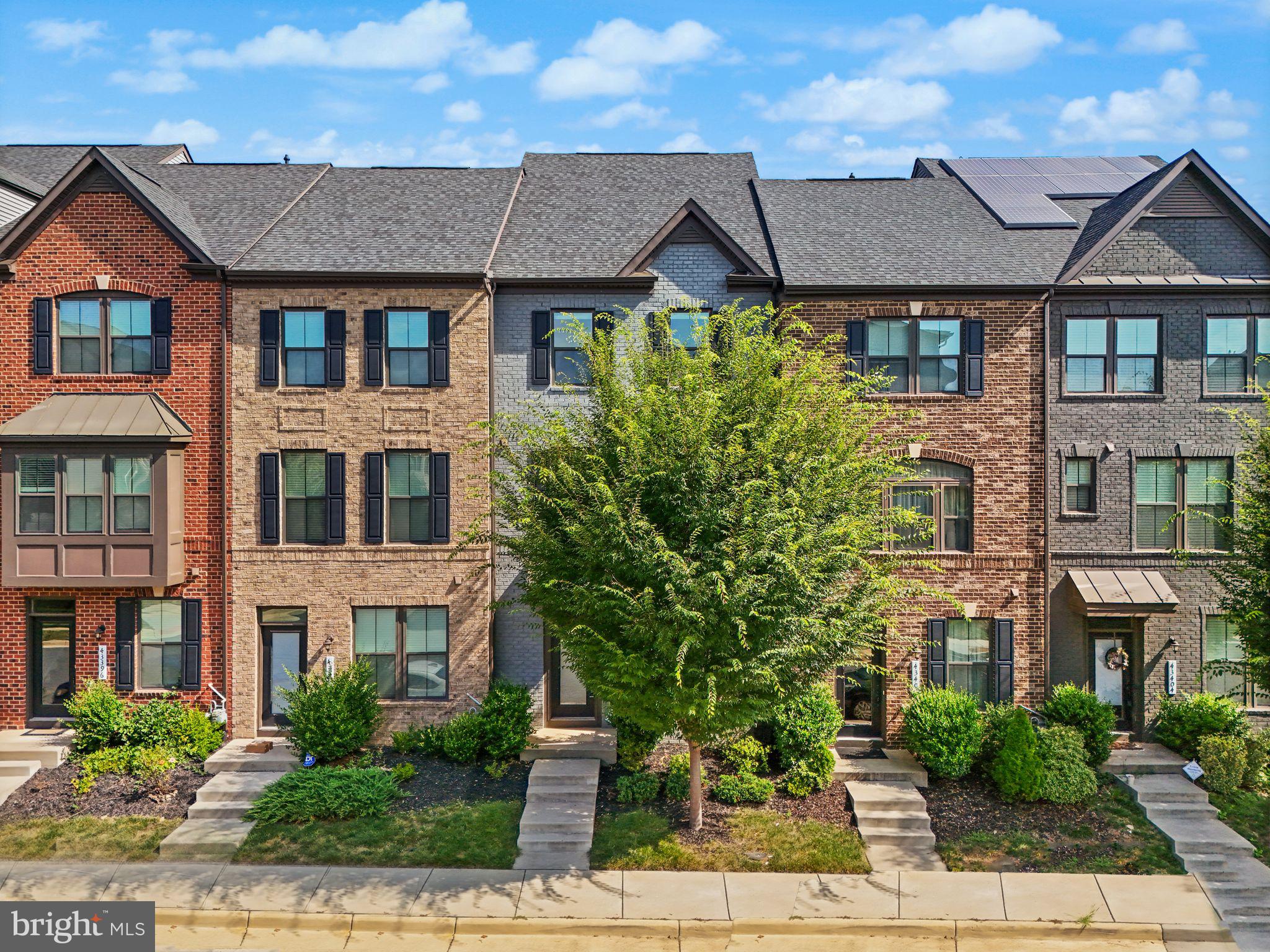 43400 APPLE ORCHARD SQUARE