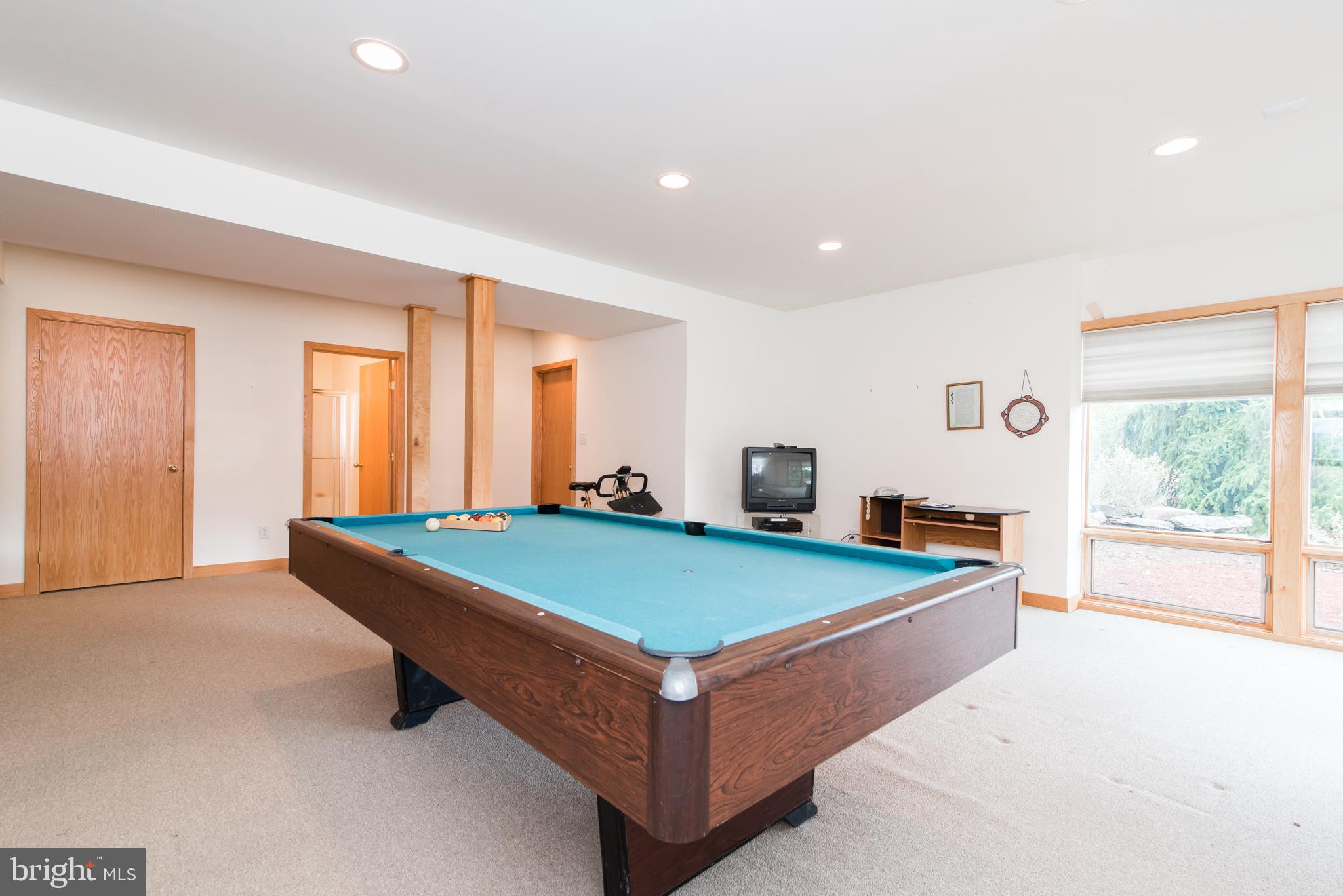 FERNBANK - Residential