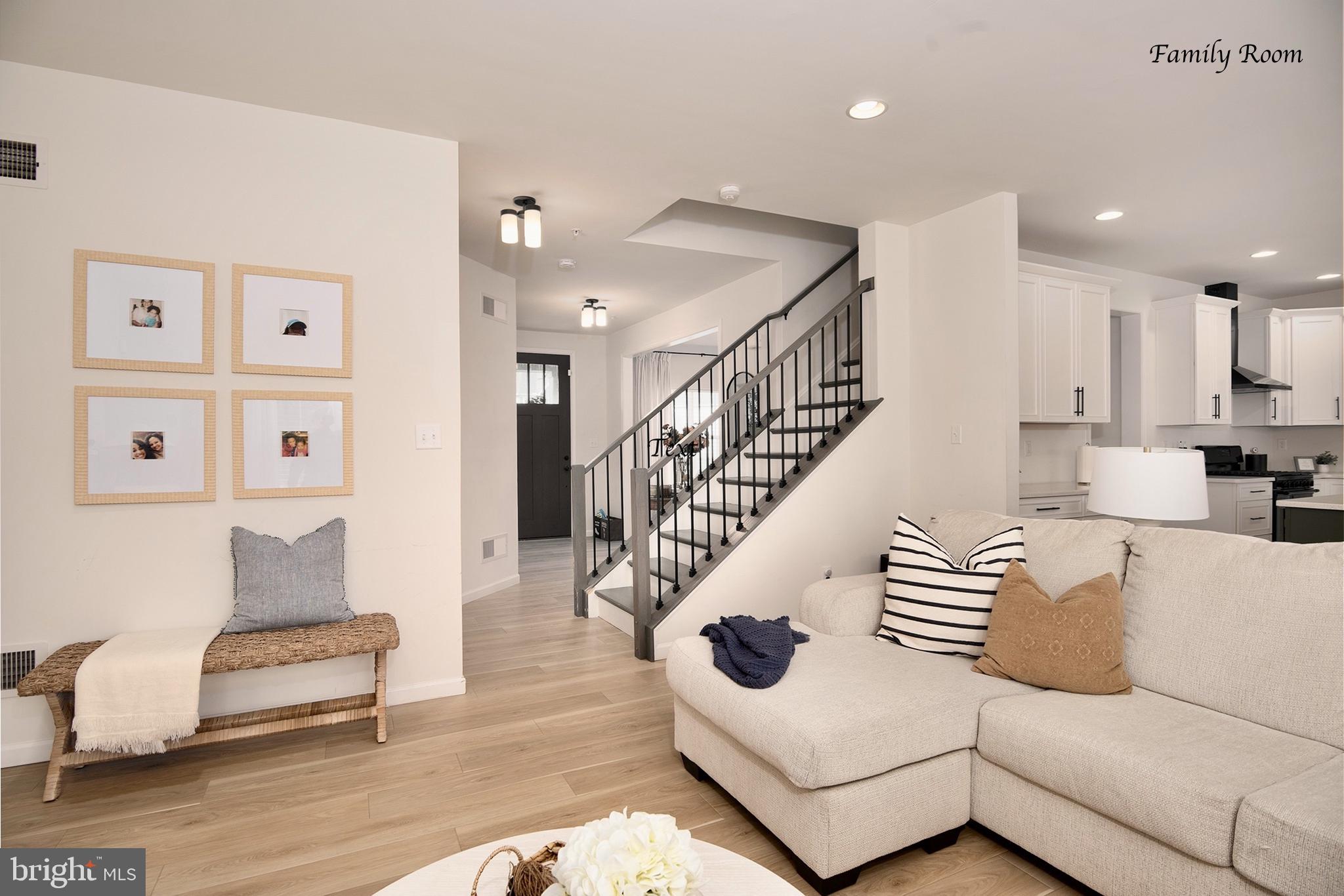 COOL SPRINGS AT CHARLESTOWN - Residential