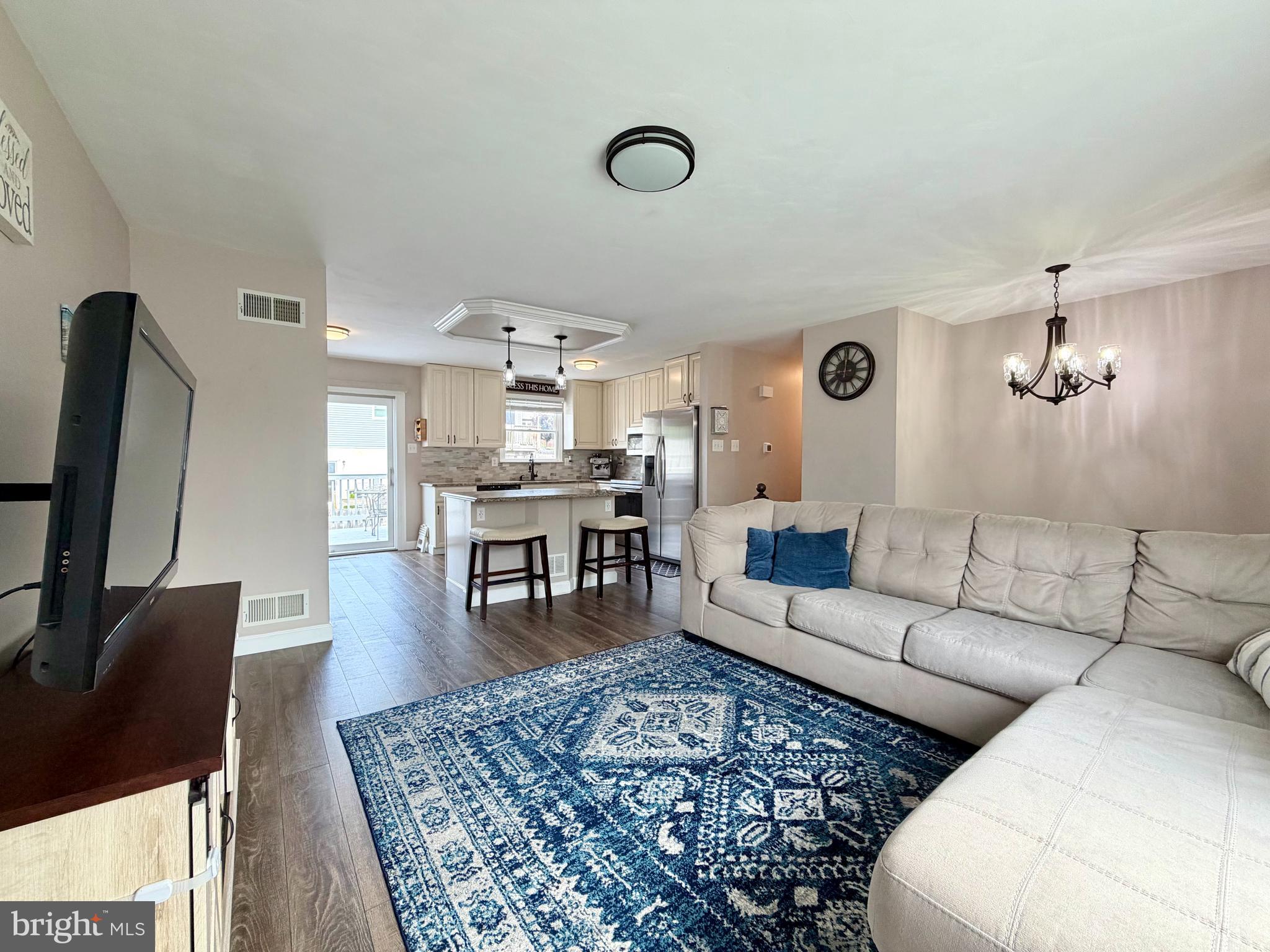 107 WALDEN WAY