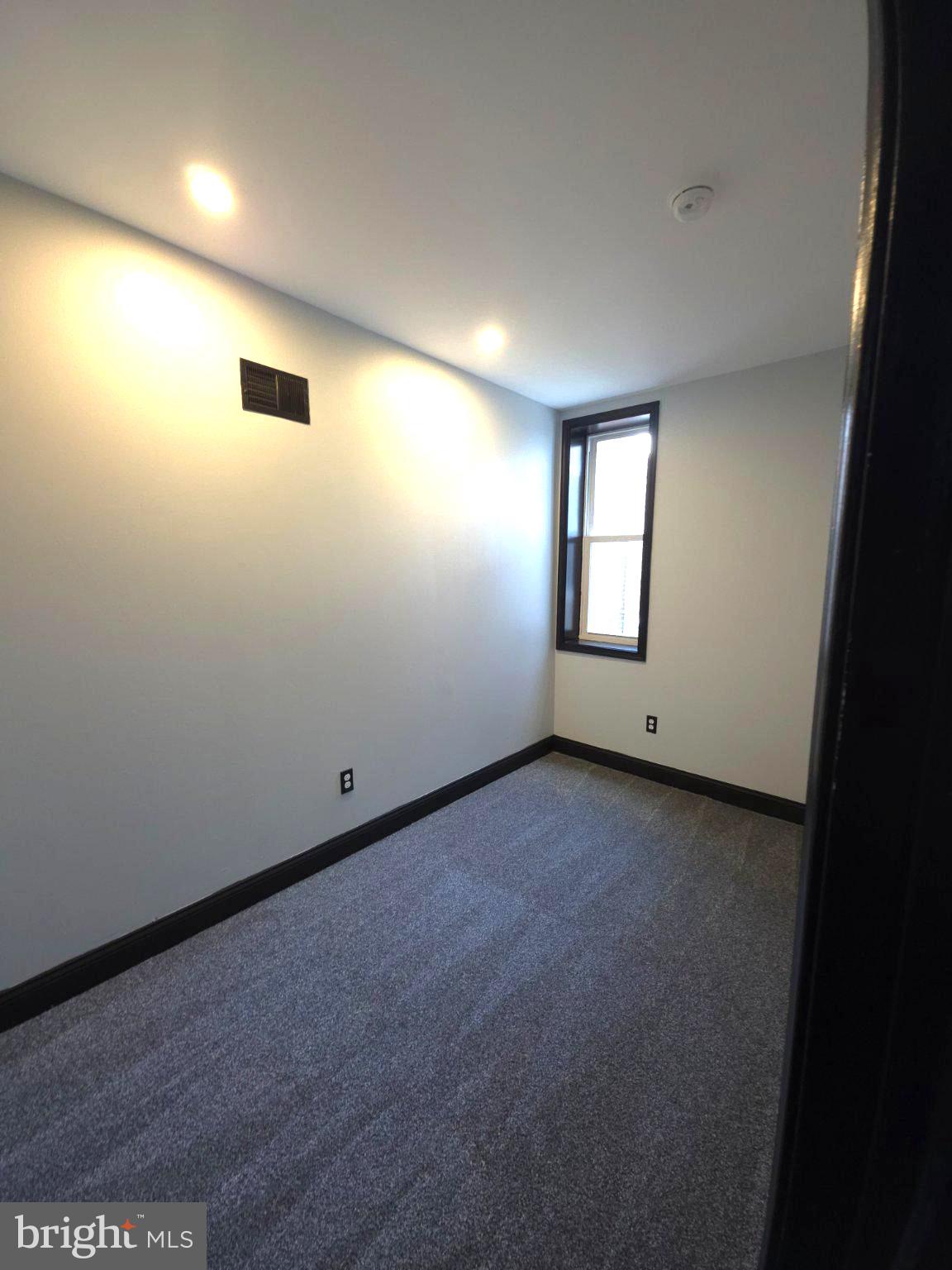 FRANKFORD - Residential