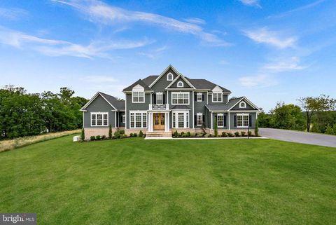 Photo of 18030 Maintree Farm Court, LEESBURG, VA 20175 (MLS # VALO2129792)