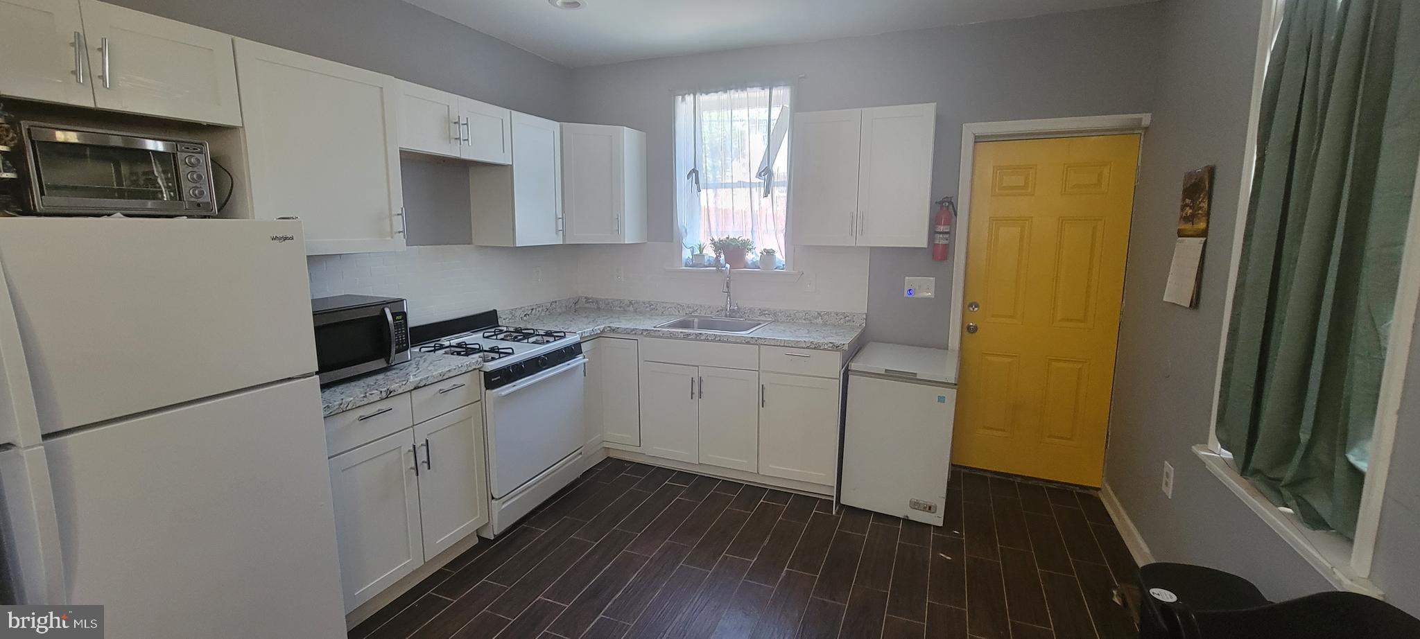 COLDSTREAM HOMESTEAD MONTEBELLO HISTORIC DISTRICT - Residential