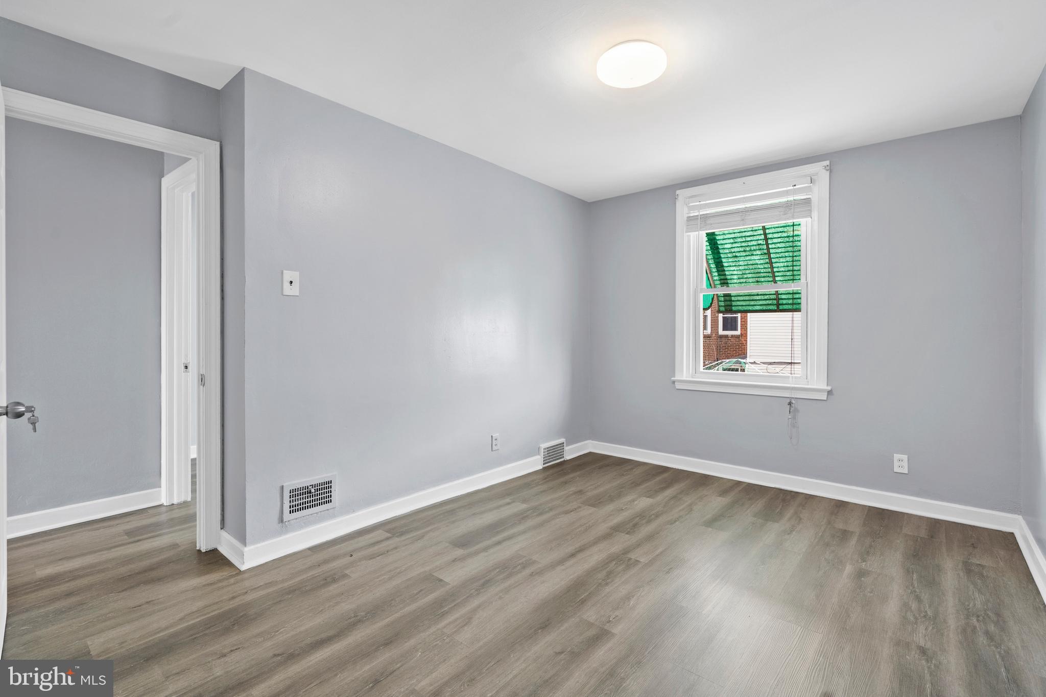 MAYFAIR - Residential