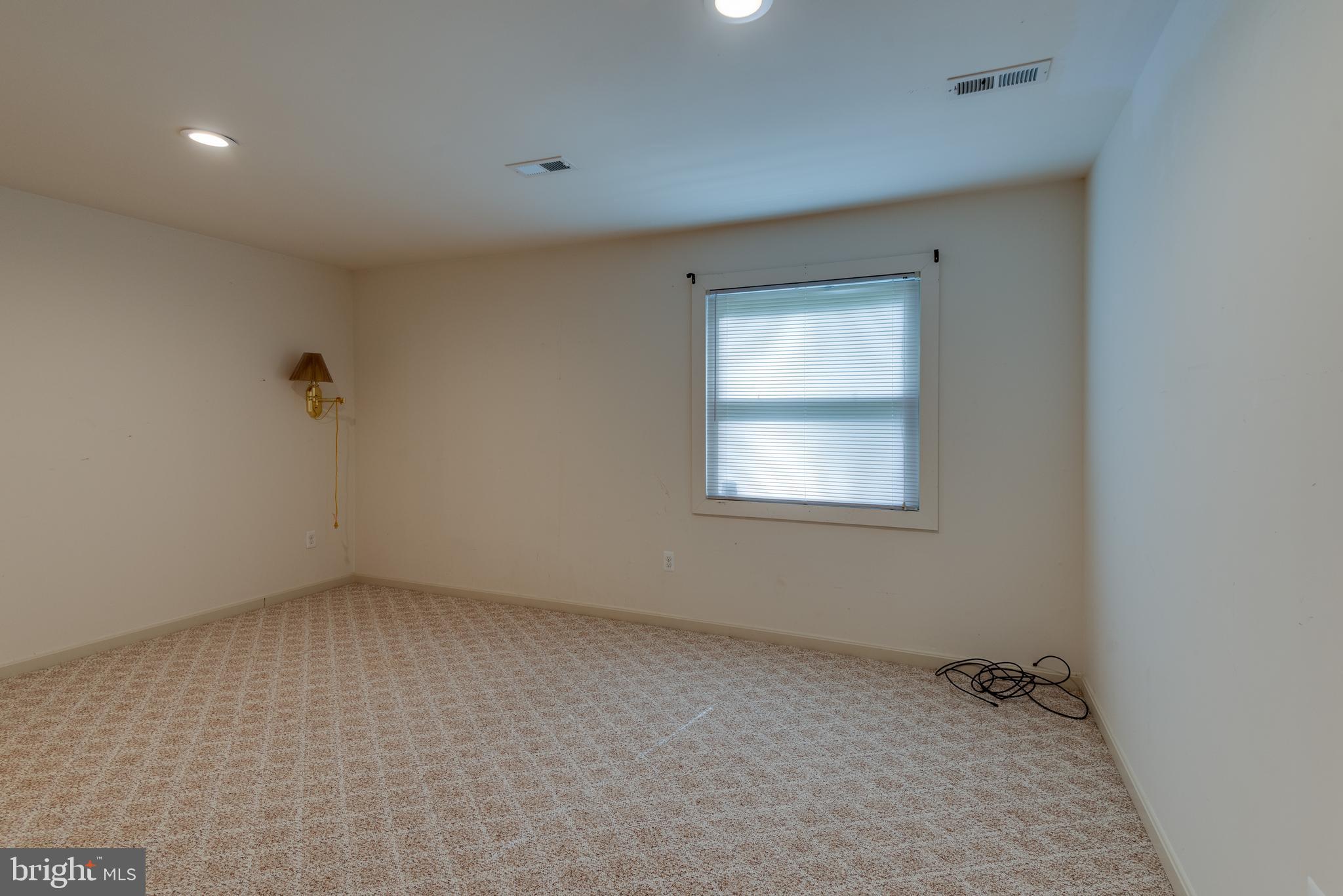 RIVERWOOD FARMS - Residential