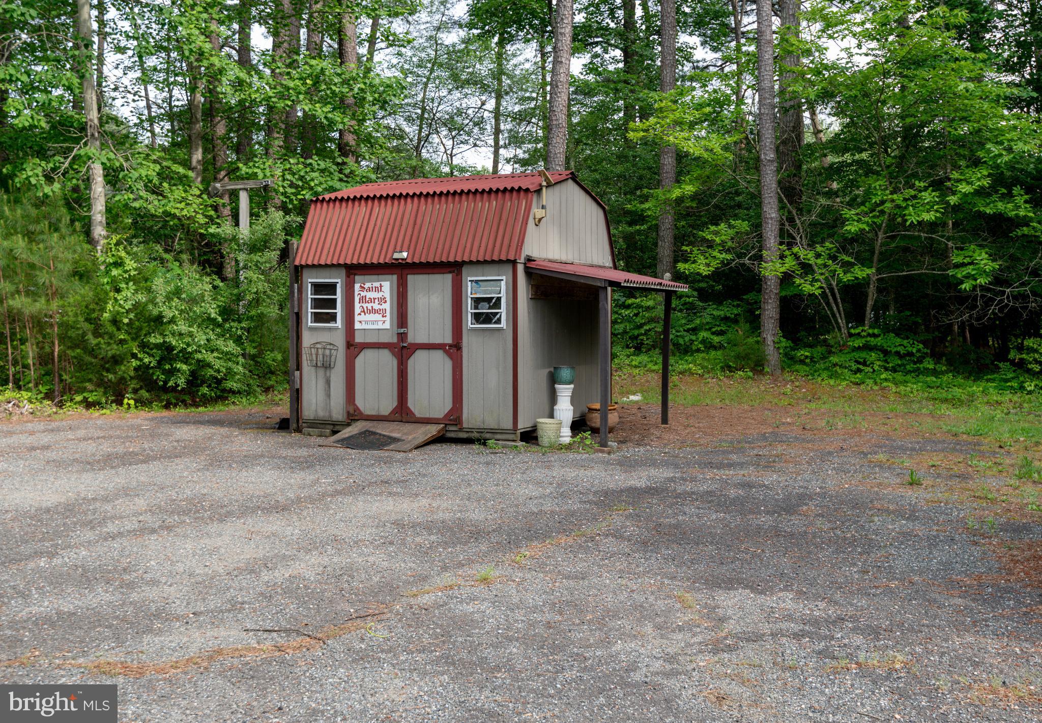 RIVERWOOD FARMS - Residential
