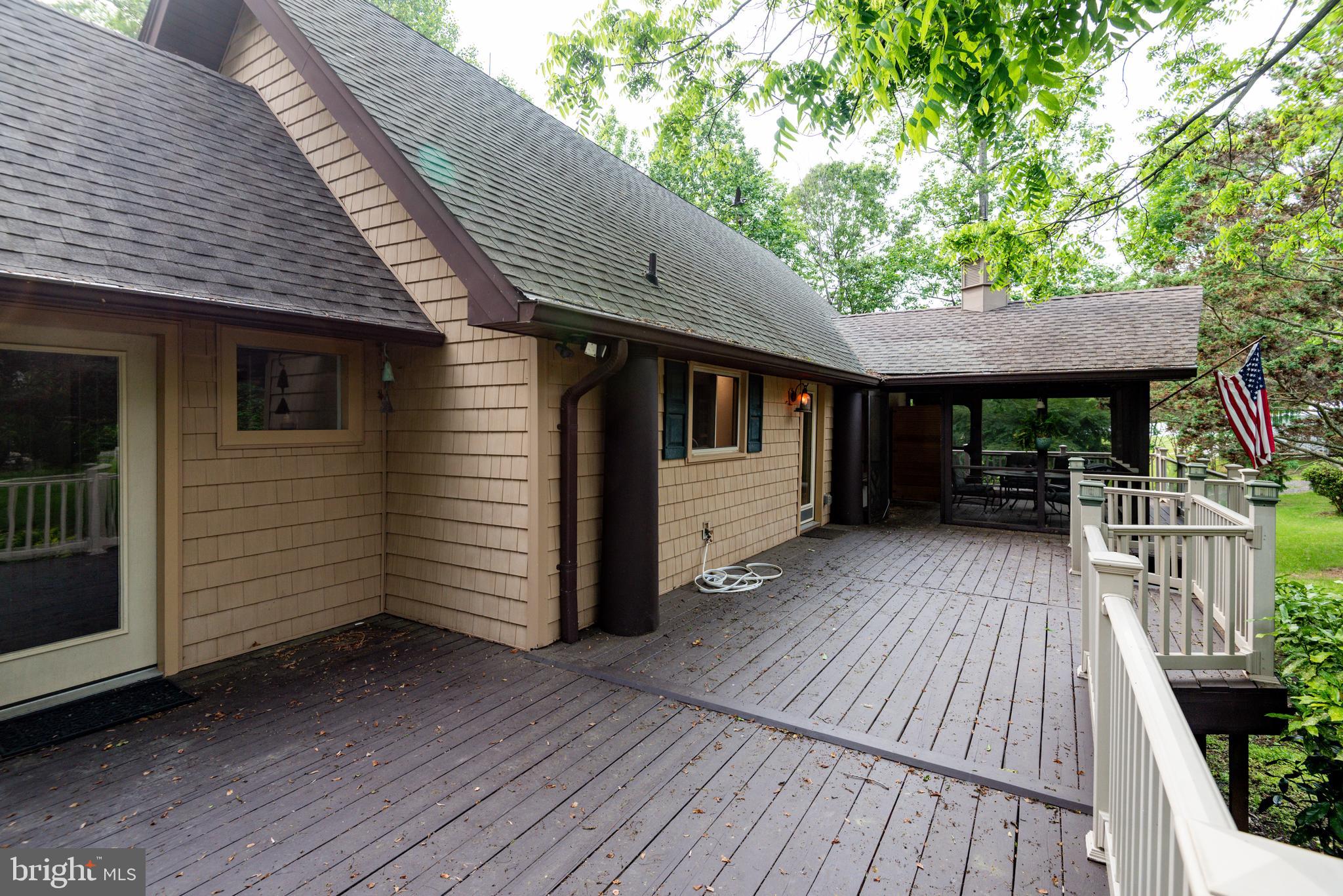 RIVERWOOD FARMS - Residential