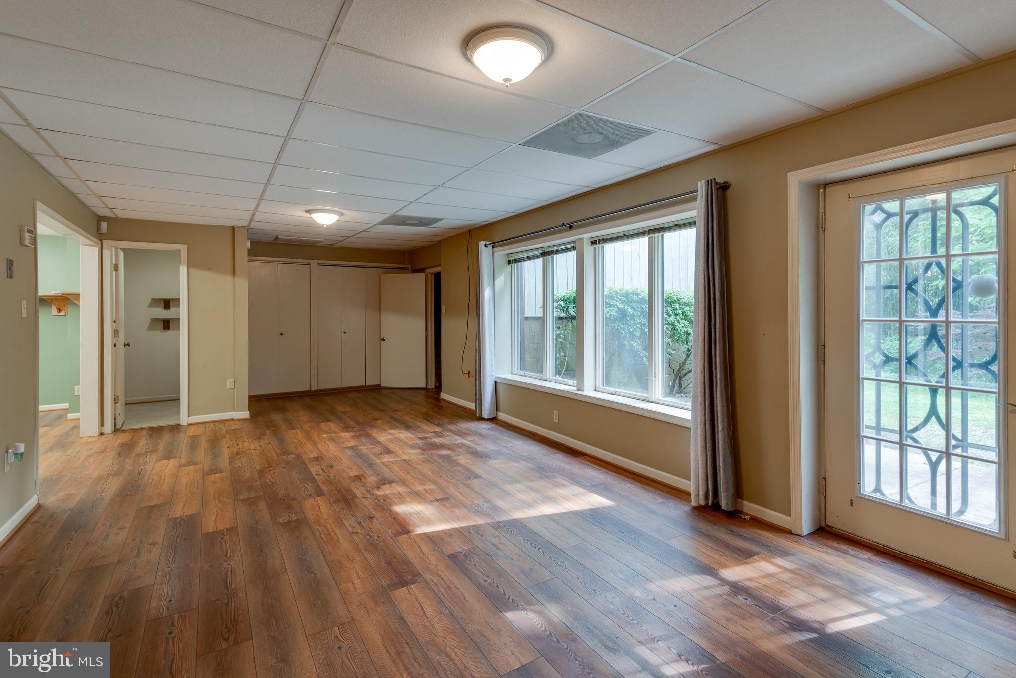 RIVERWOOD FARMS - Residential