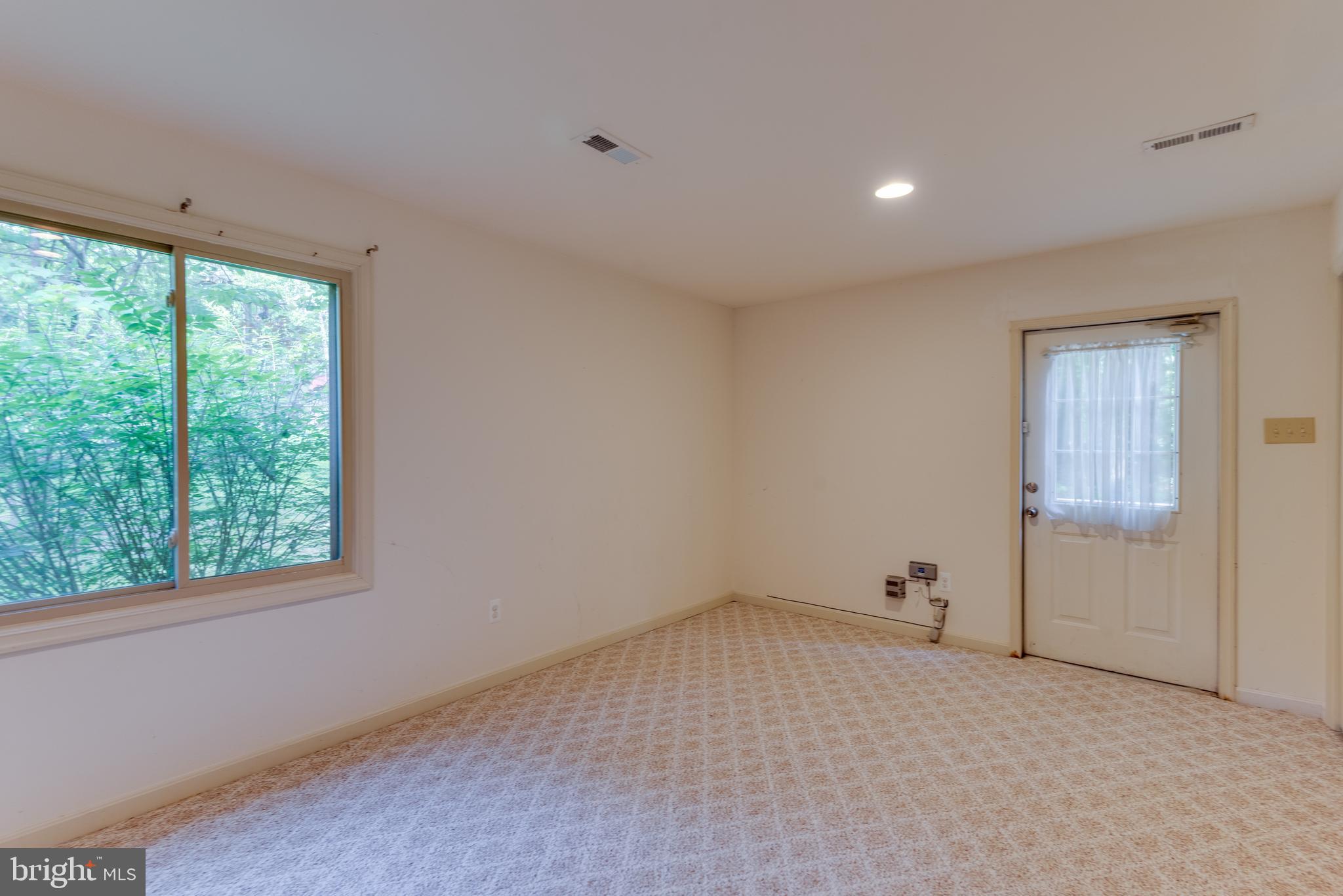 RIVERWOOD FARMS - Residential