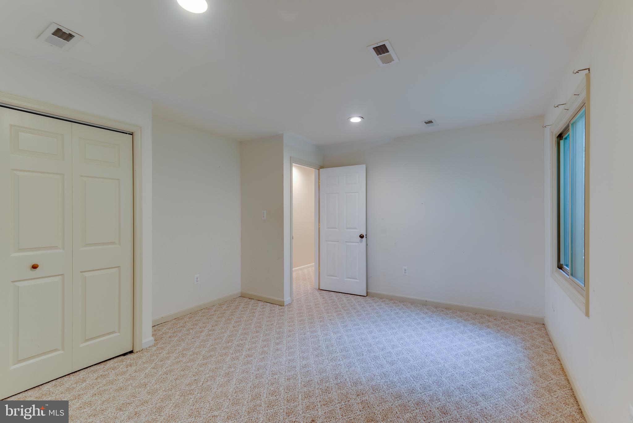 RIVERWOOD FARMS - Residential