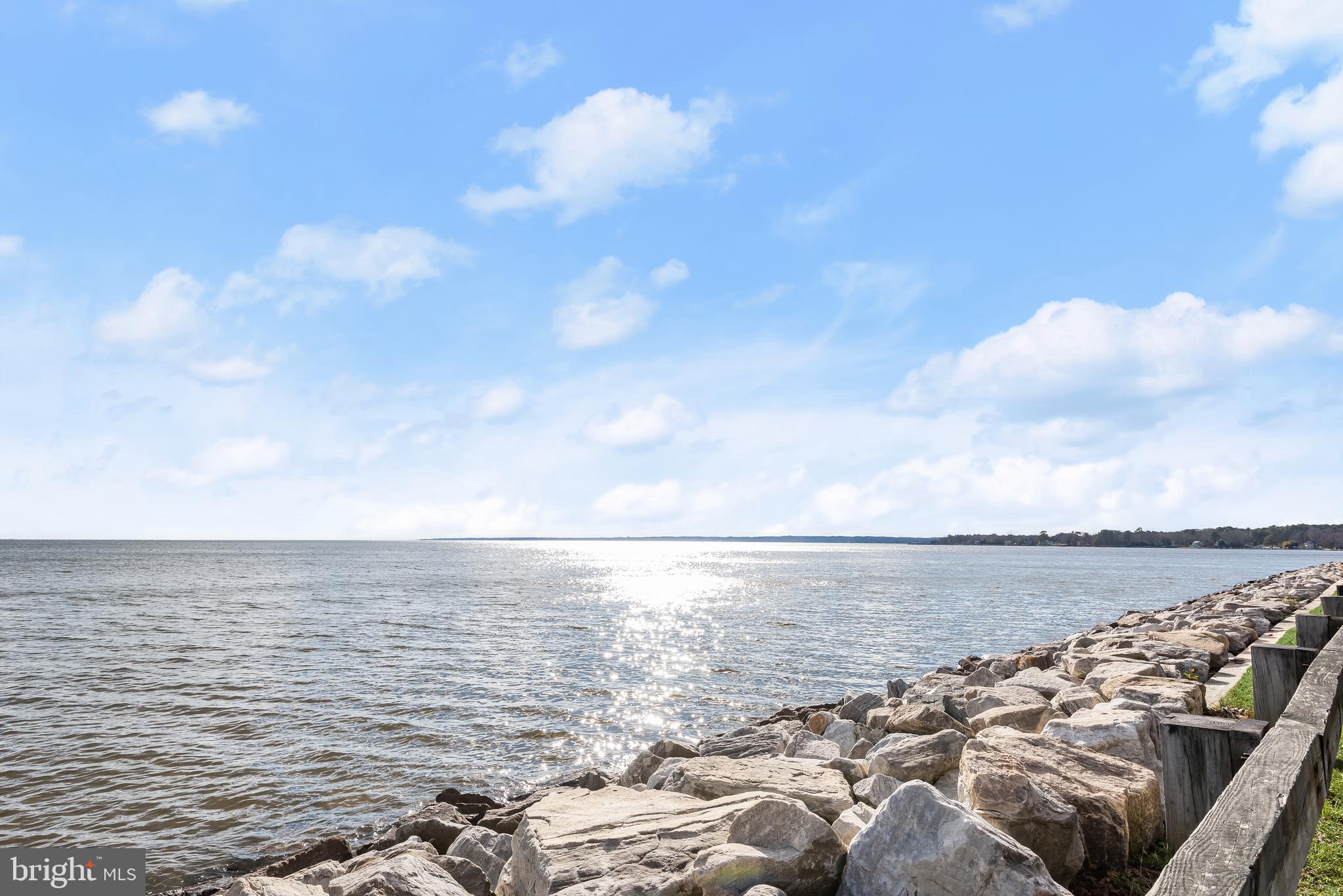 FRANKLIN MANOR BEACH - Residential