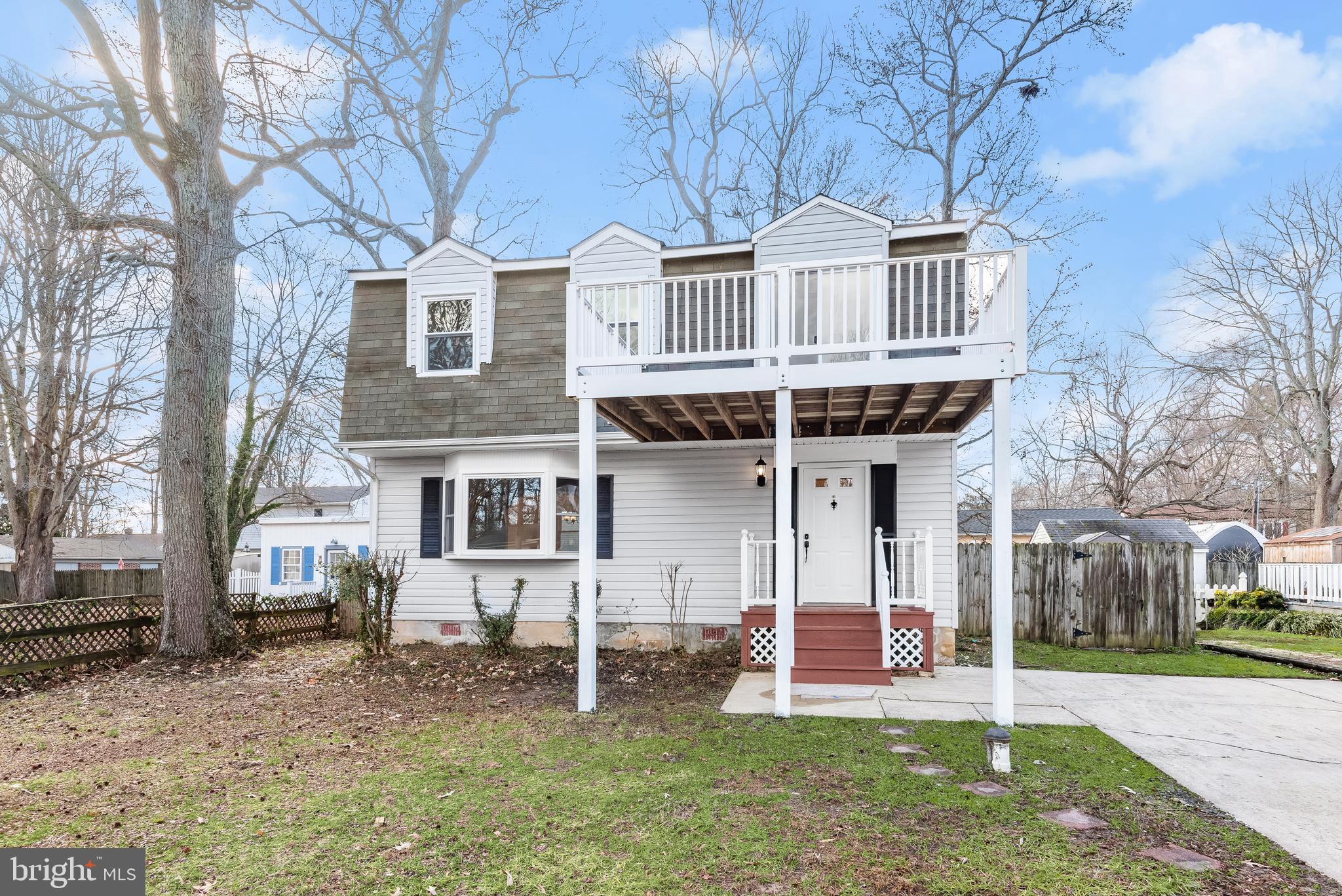 FRANKLIN MANOR BEACH - Residential