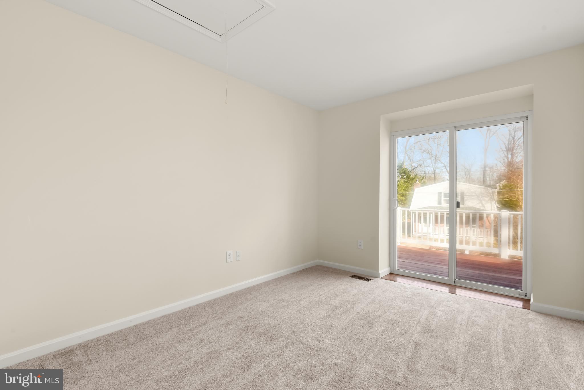 FRANKLIN MANOR BEACH - Residential