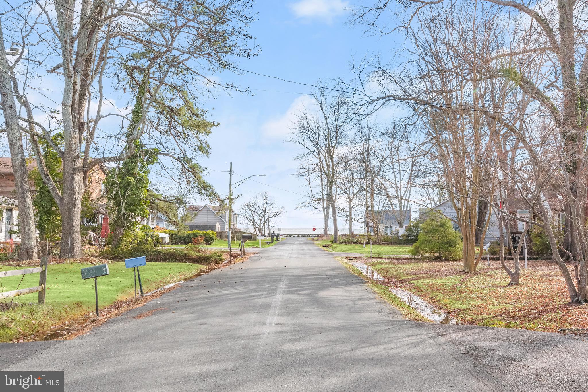 FRANKLIN MANOR BEACH - Residential