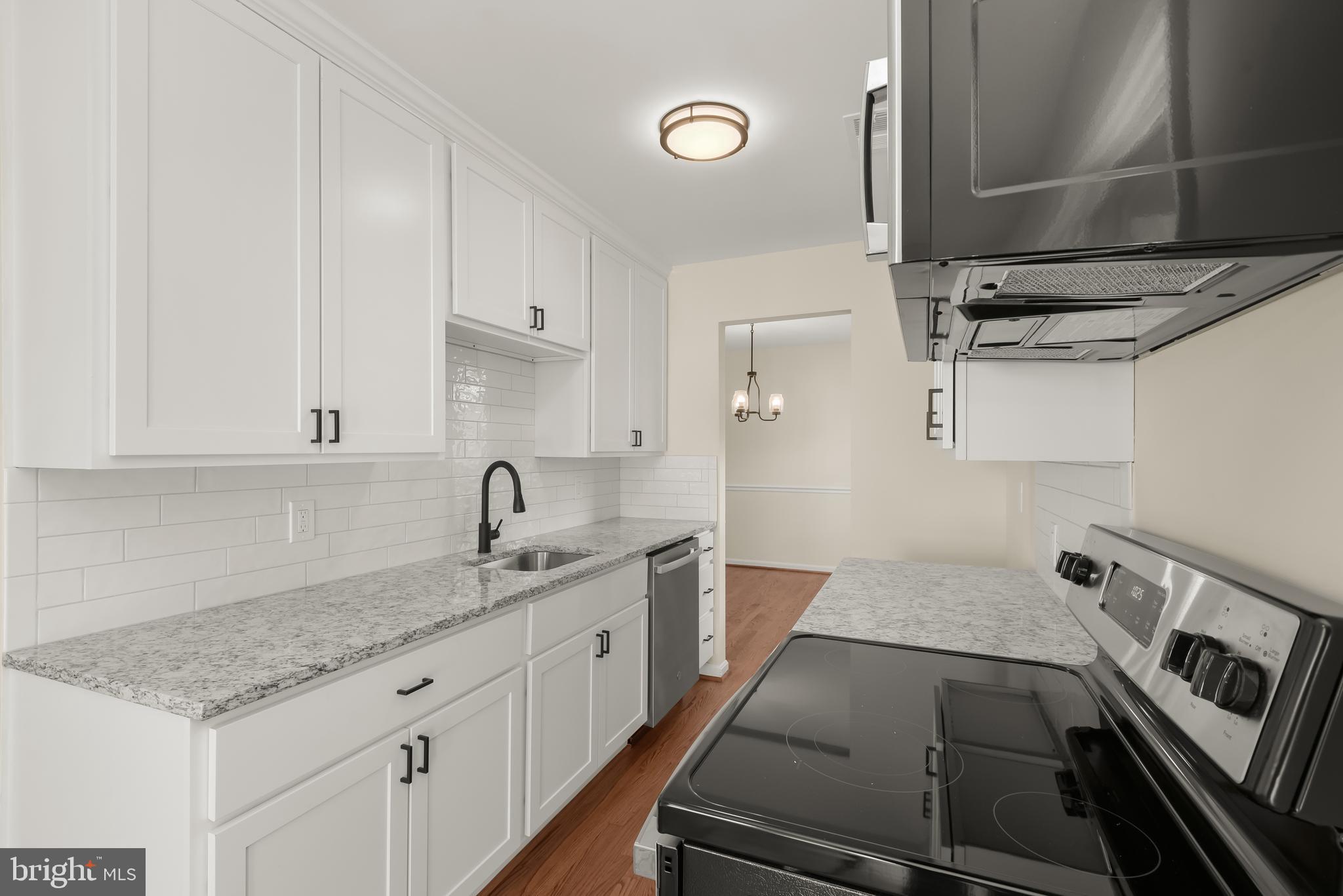 FRANKLIN MANOR BEACH - Residential