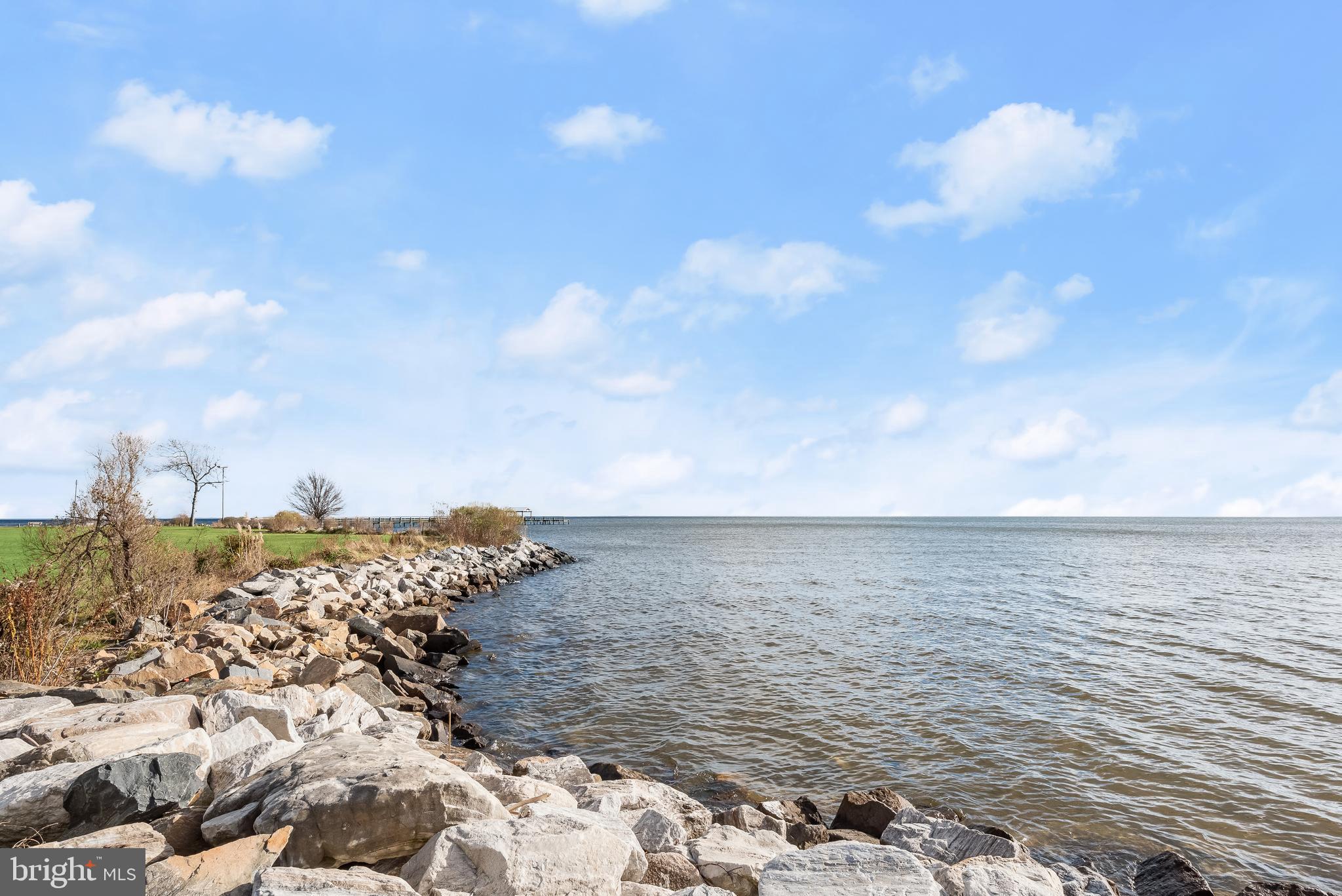 FRANKLIN MANOR BEACH - Residential