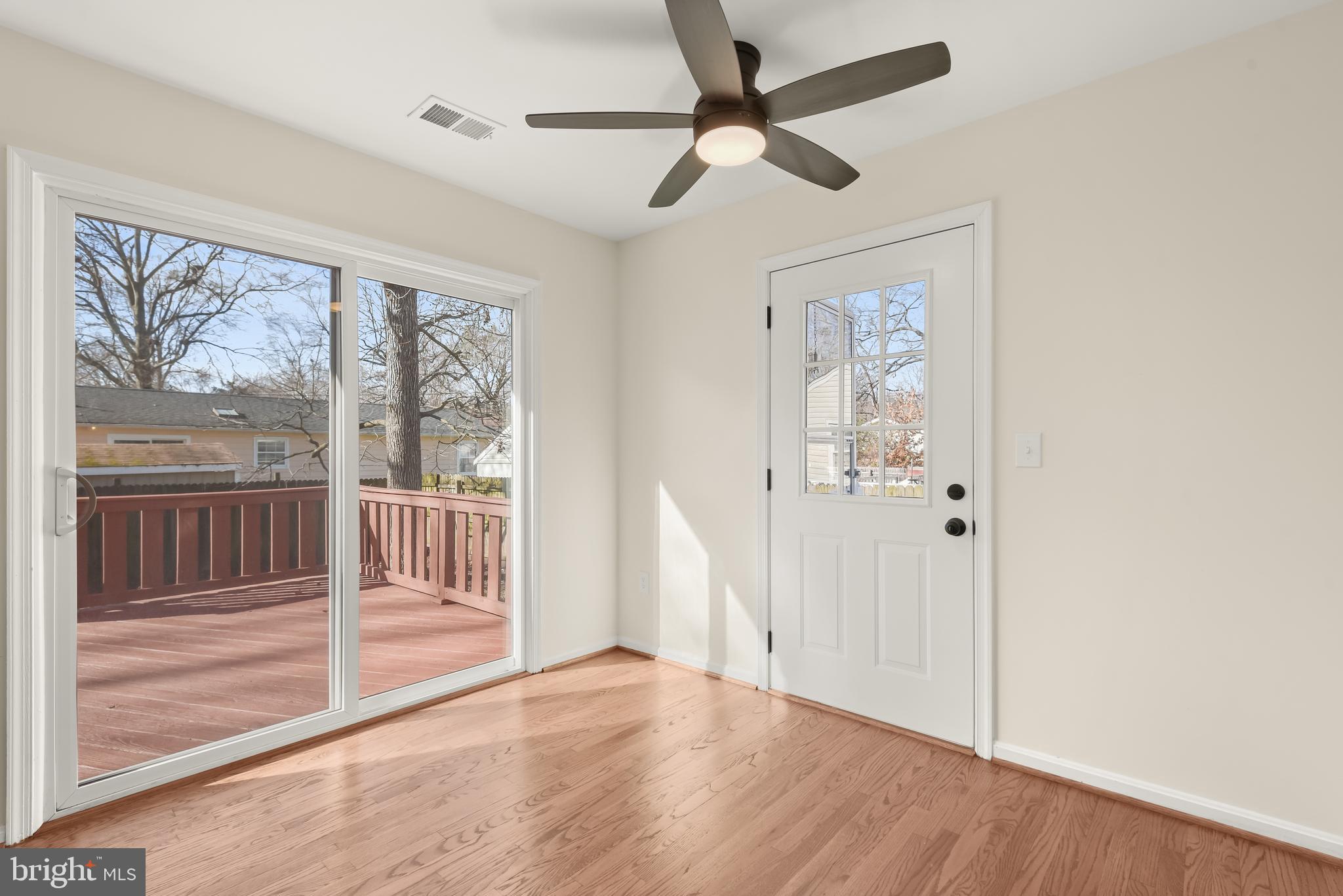 FRANKLIN MANOR BEACH - Residential