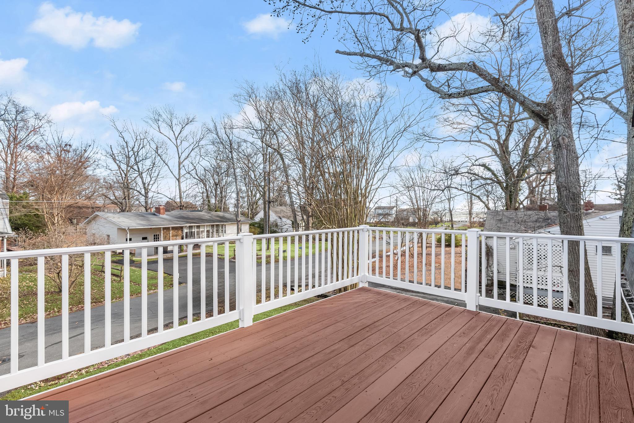 FRANKLIN MANOR BEACH - Residential