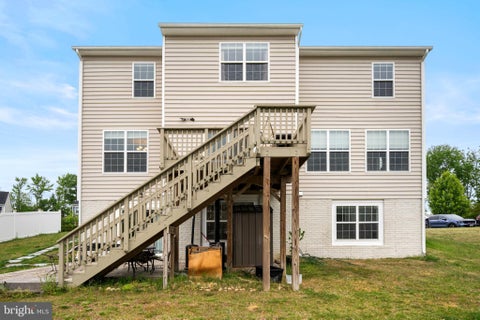 Photo of 15801 Aerial View Road, WOODBRIDGE, VA 22193 (MLS # VAPW2122214)