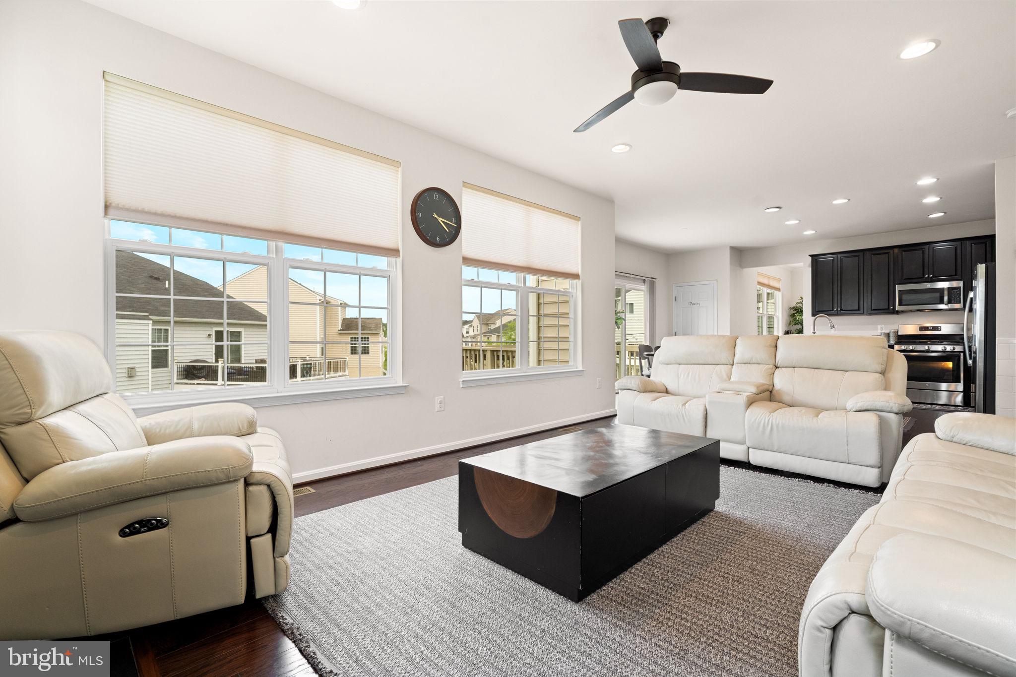 15801 AERIAL VIEW ROAD
