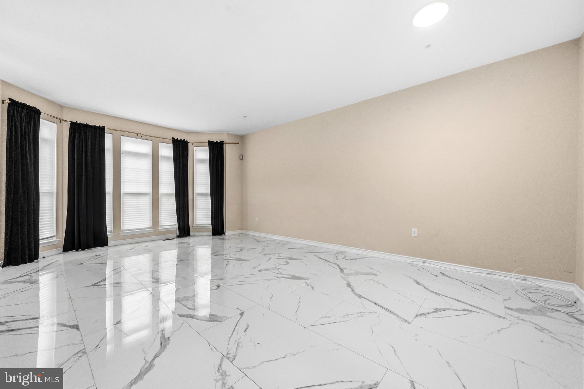 RIDGECREST - Residential