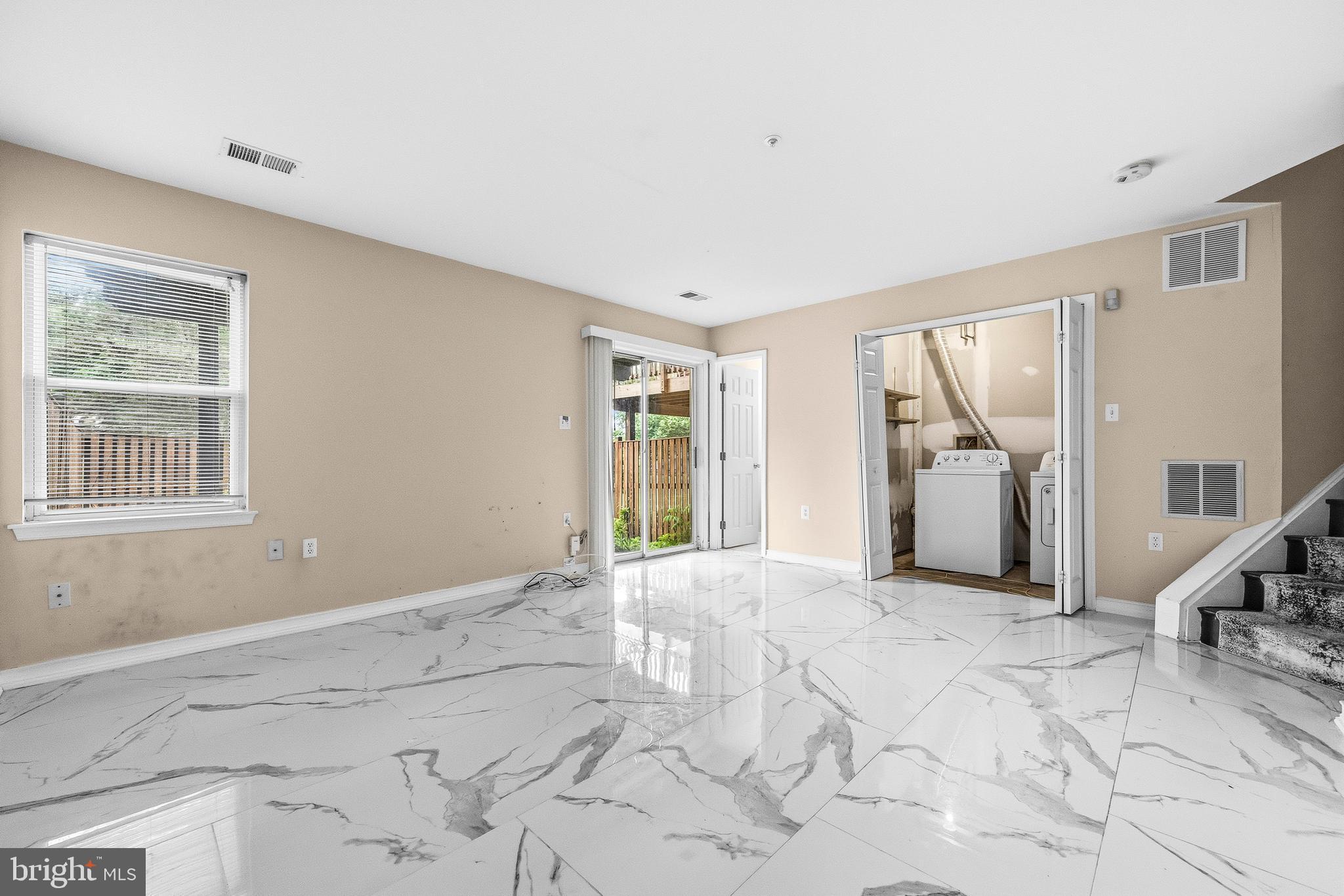 RIDGECREST - Residential