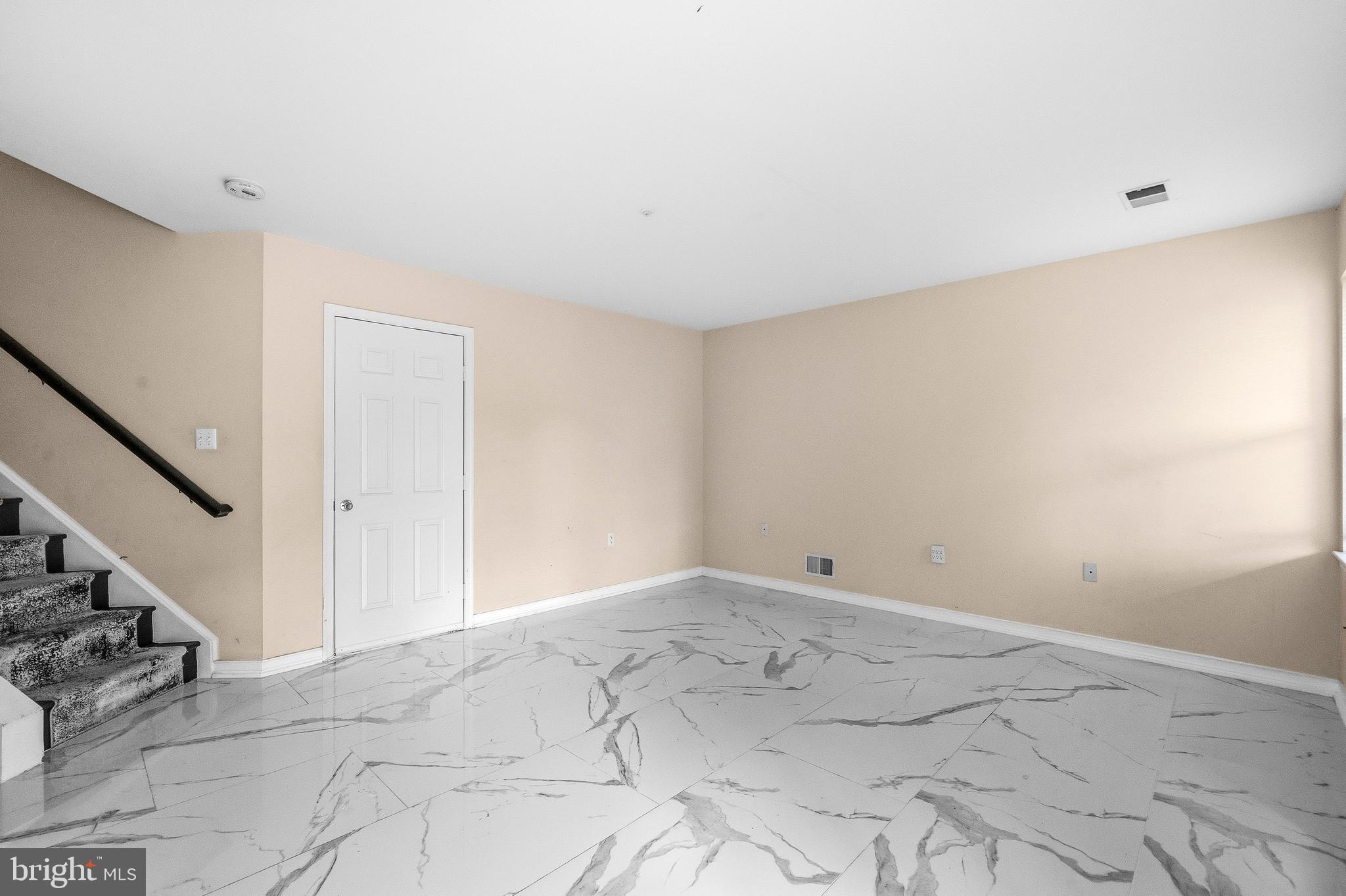 RIDGECREST - Residential
