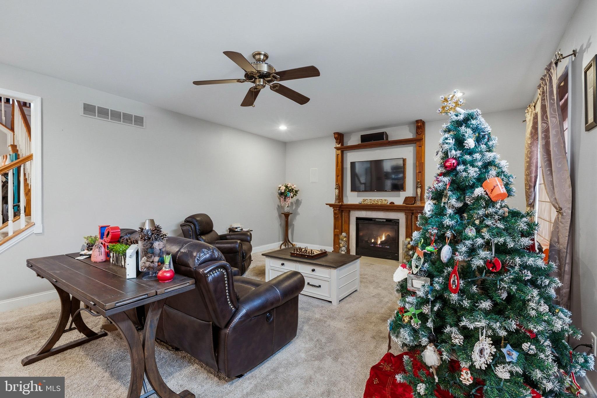 PARKSIDE - Residential