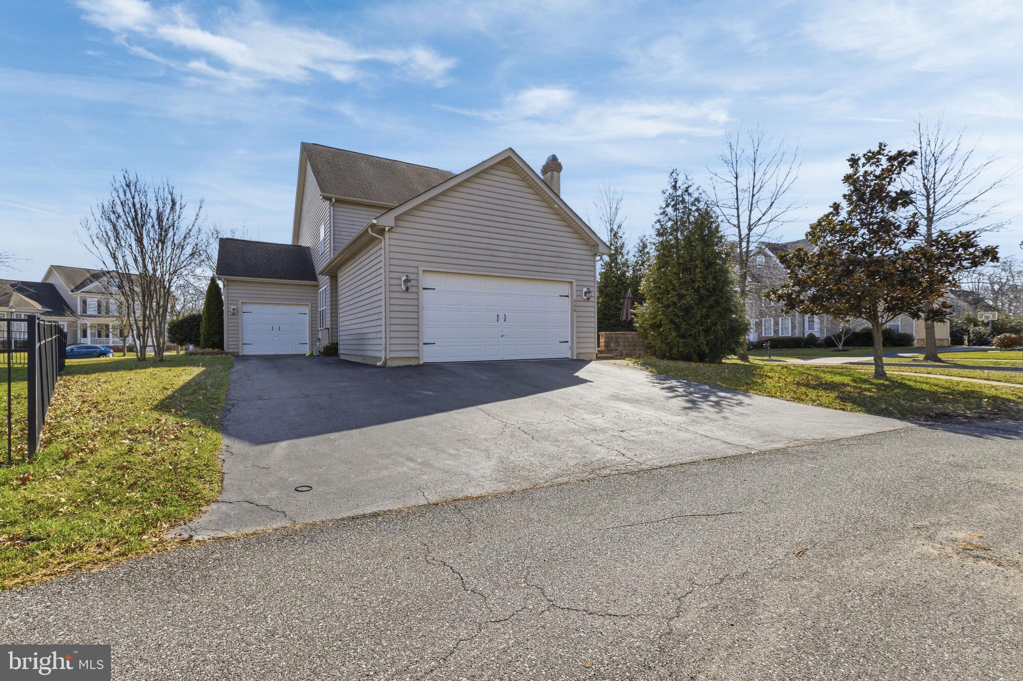 PARKSIDE - Residential