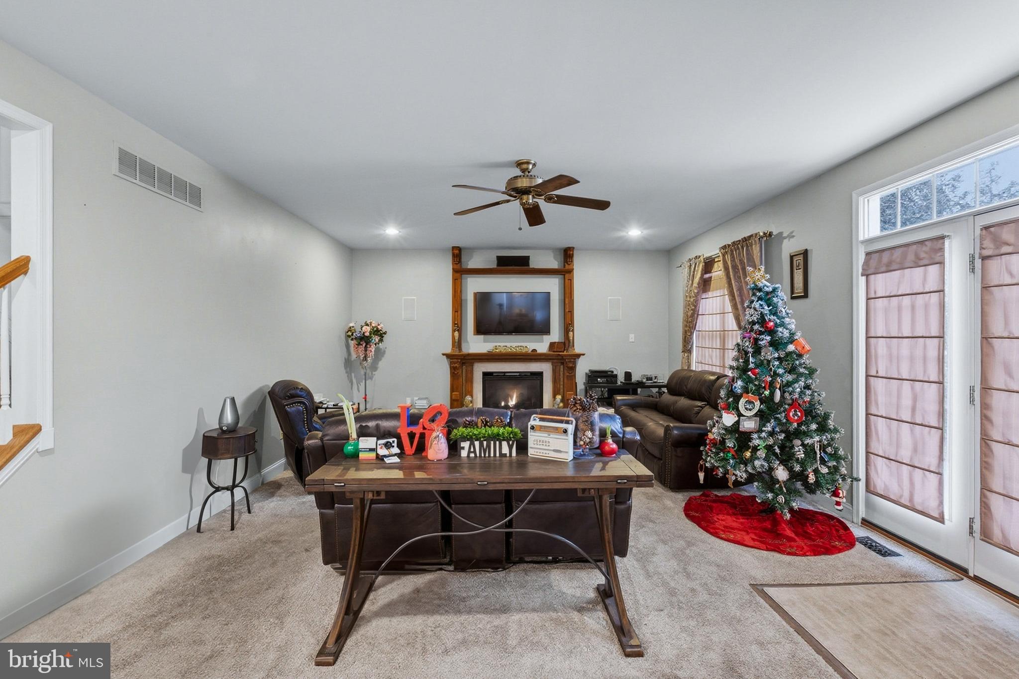 PARKSIDE - Residential