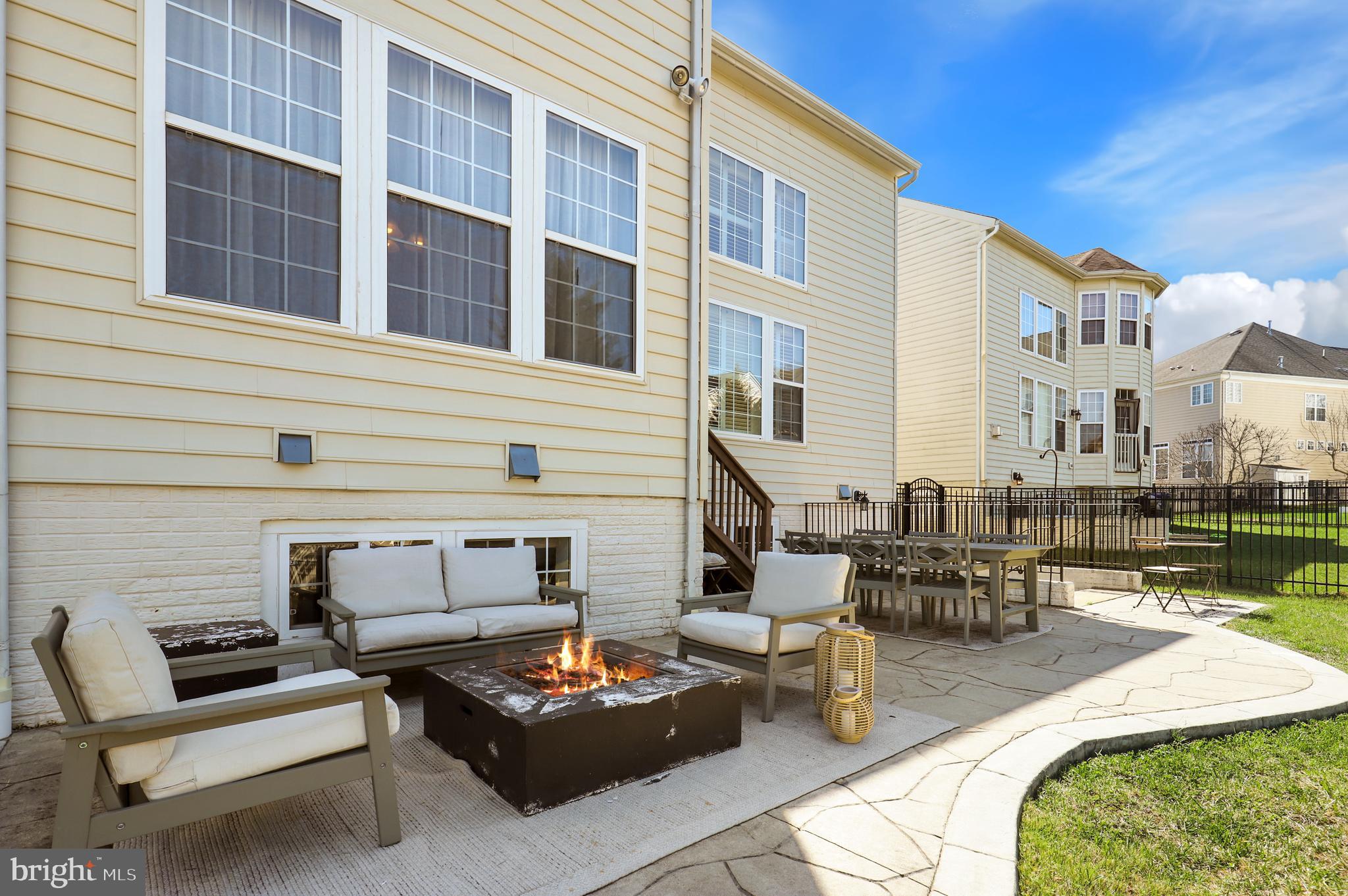 PORT POTOMAC - Residential