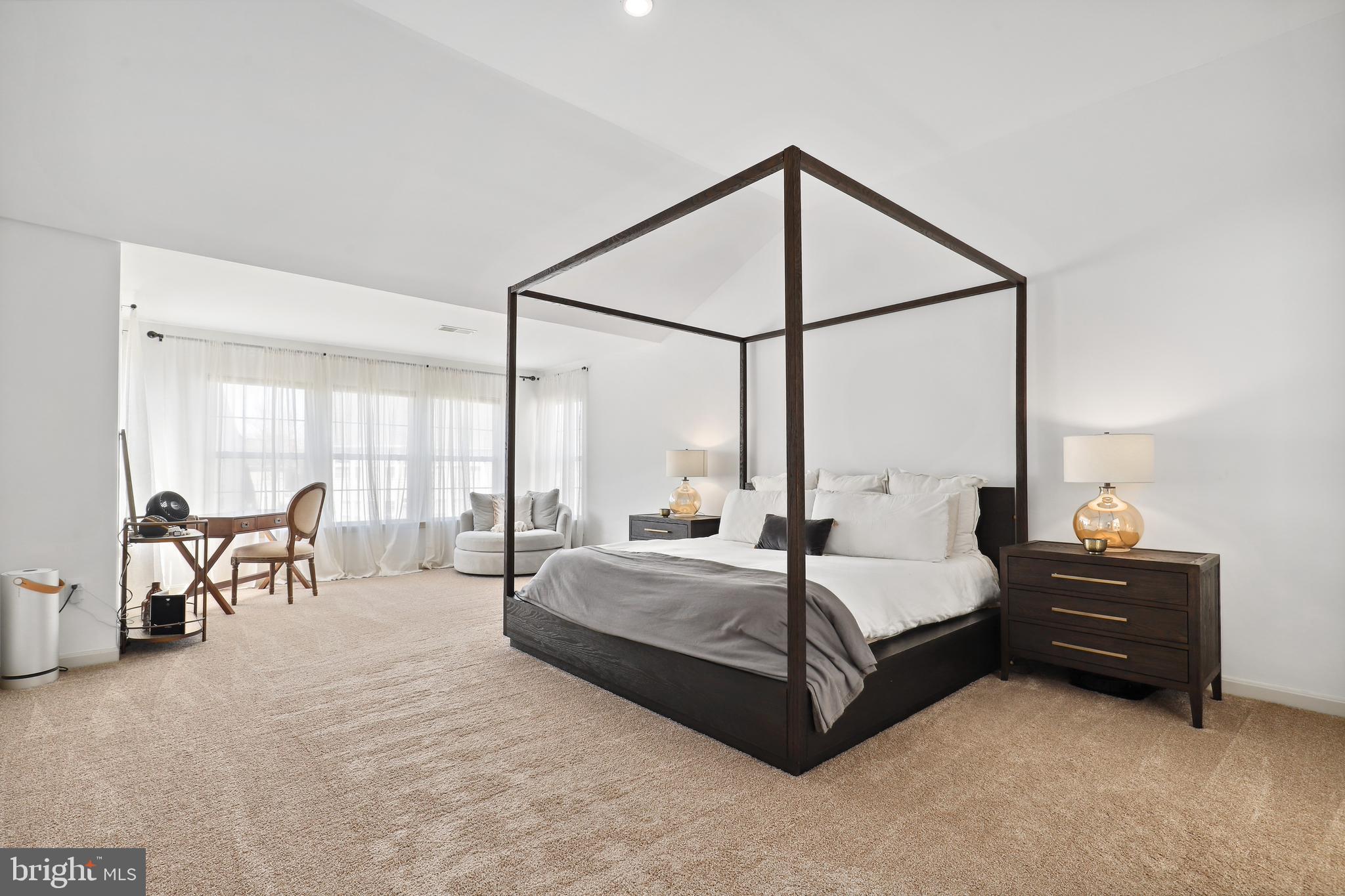 PORT POTOMAC - Residential