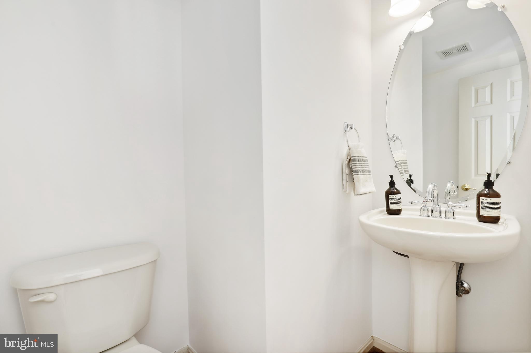 PORT POTOMAC - Residential