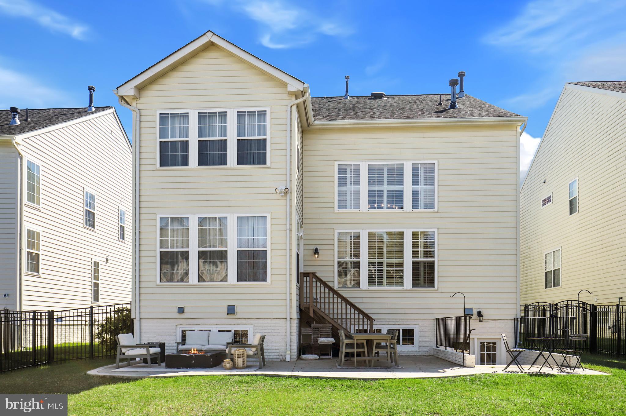 PORT POTOMAC - Residential