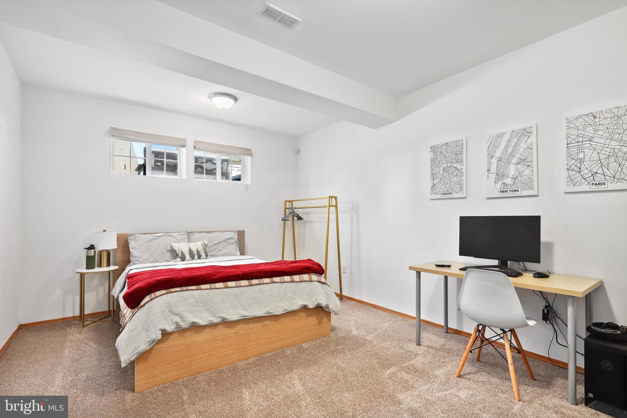 PORT POTOMAC - Residential