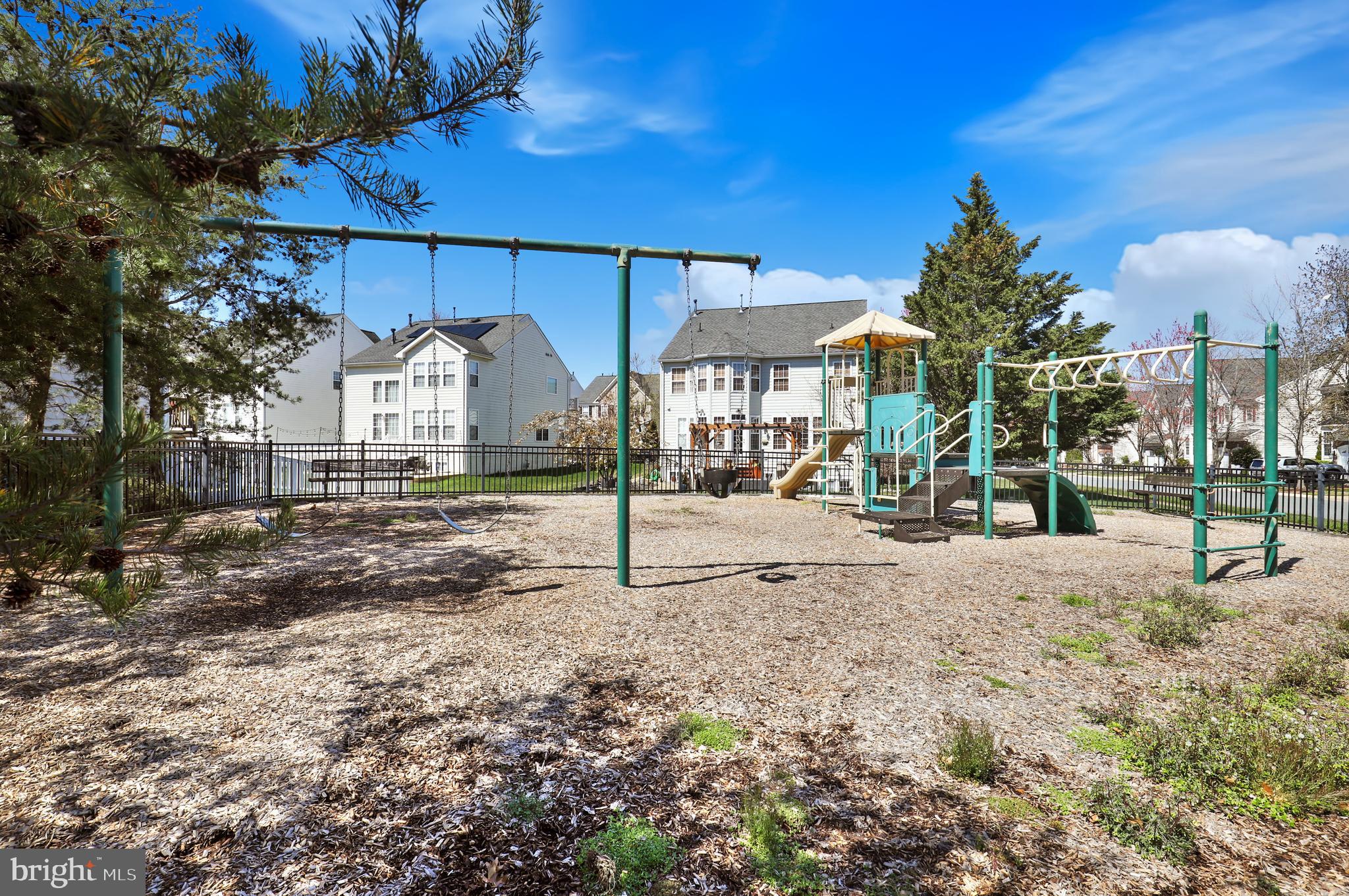 PORT POTOMAC - Residential