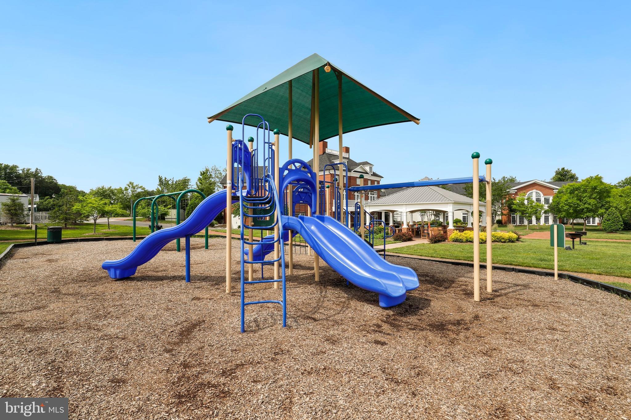 PORT POTOMAC - Residential