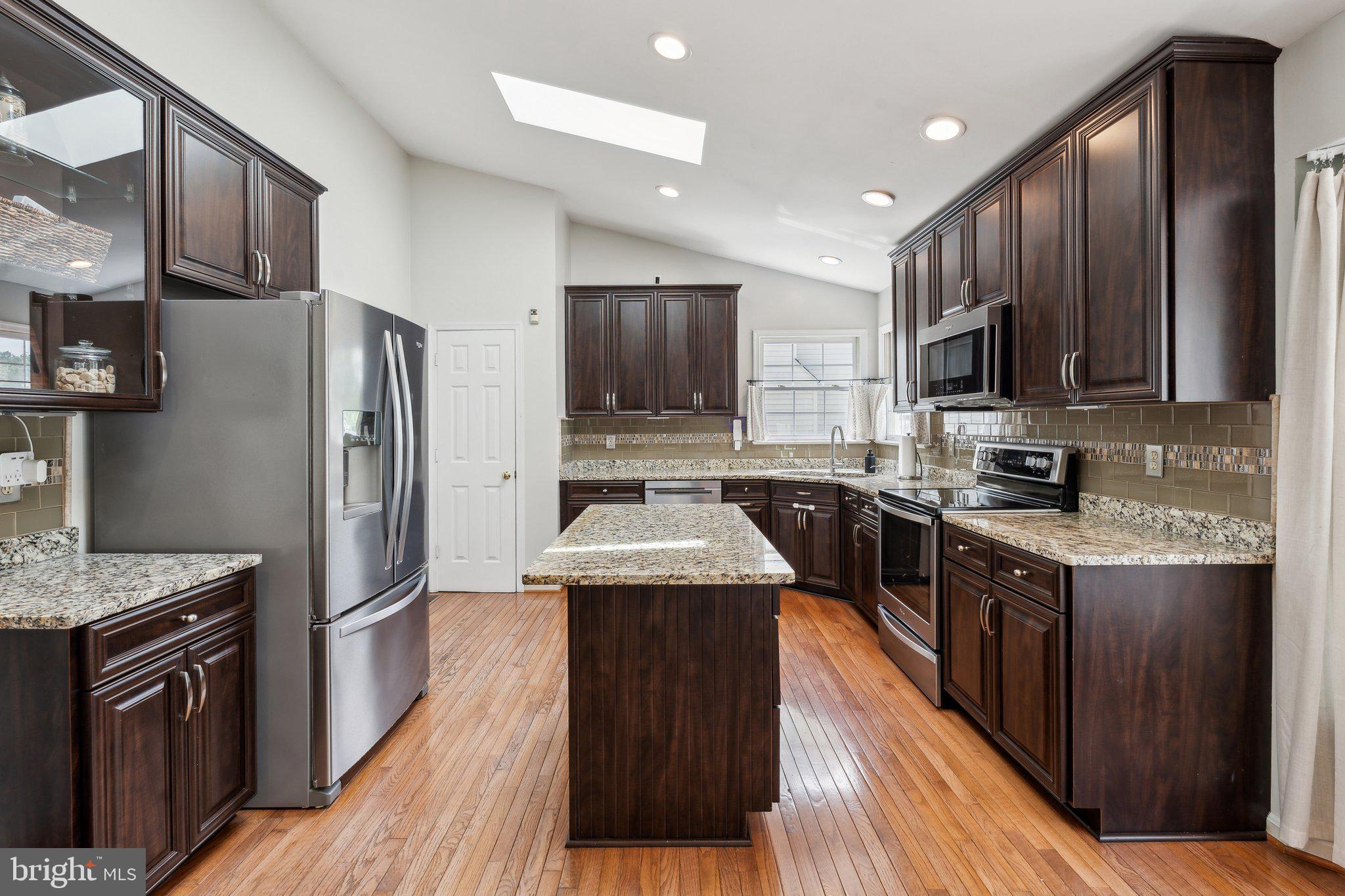 STONE HILL ESTATES - Residential