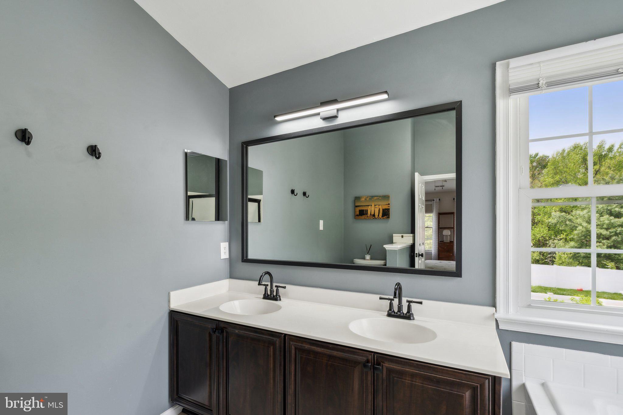 STONE HILL ESTATES - Residential