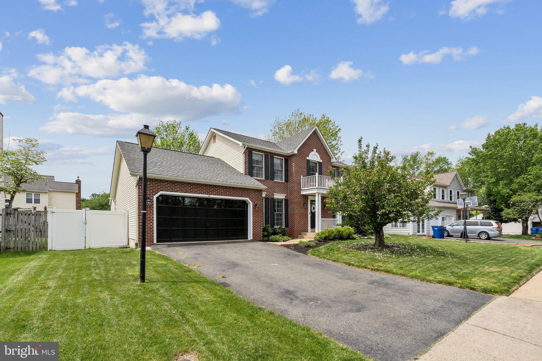 STONE HILL ESTATES - Residential