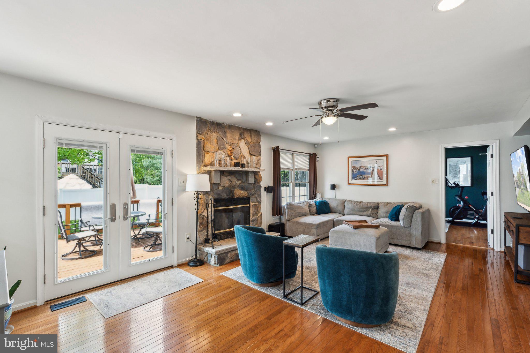 STONE HILL ESTATES - Residential