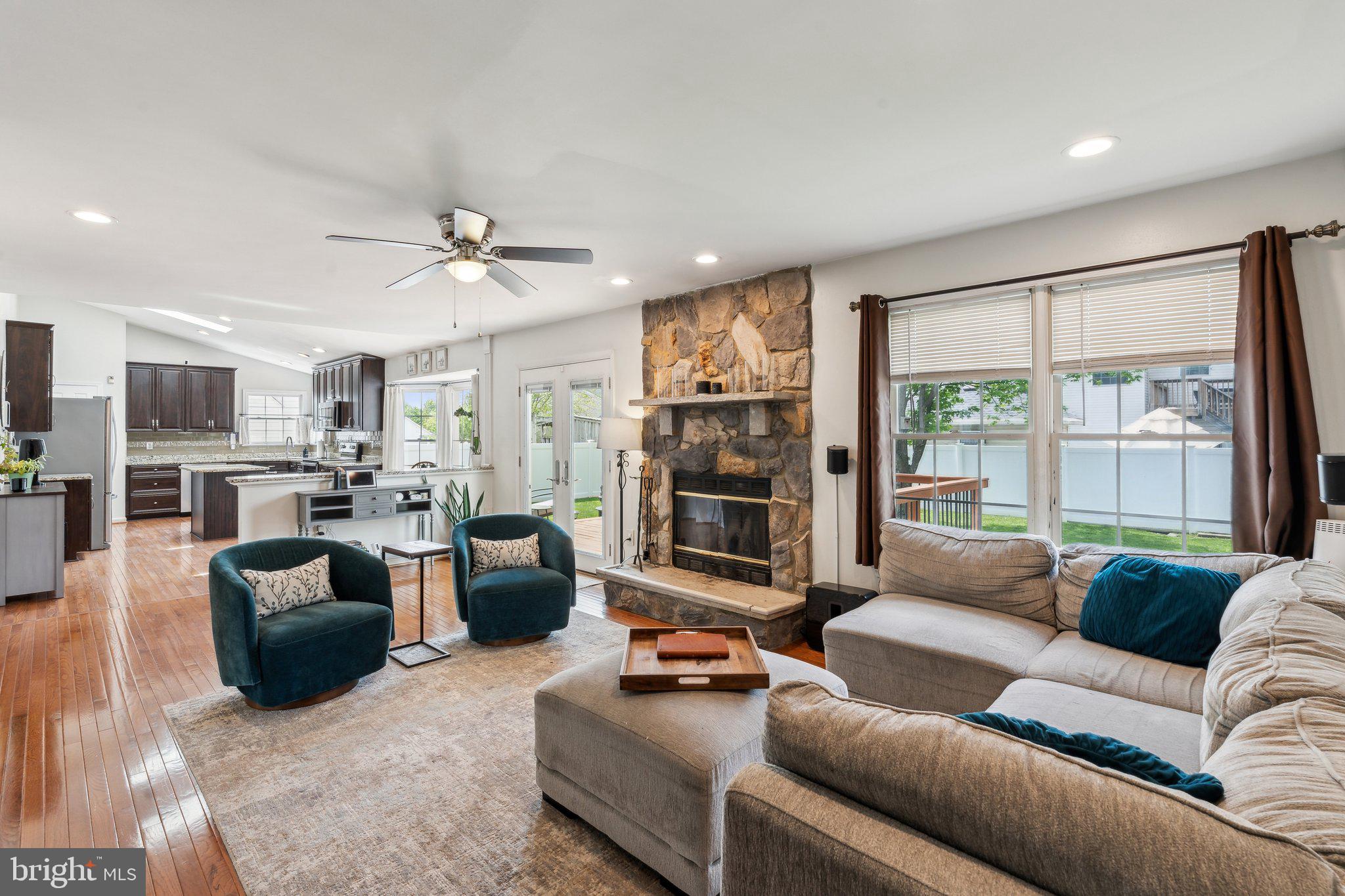 STONE HILL ESTATES - Residential