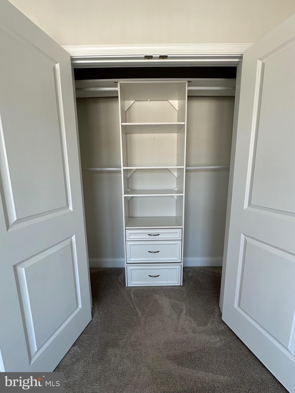 TROTTER CROSSING - Residential Lease