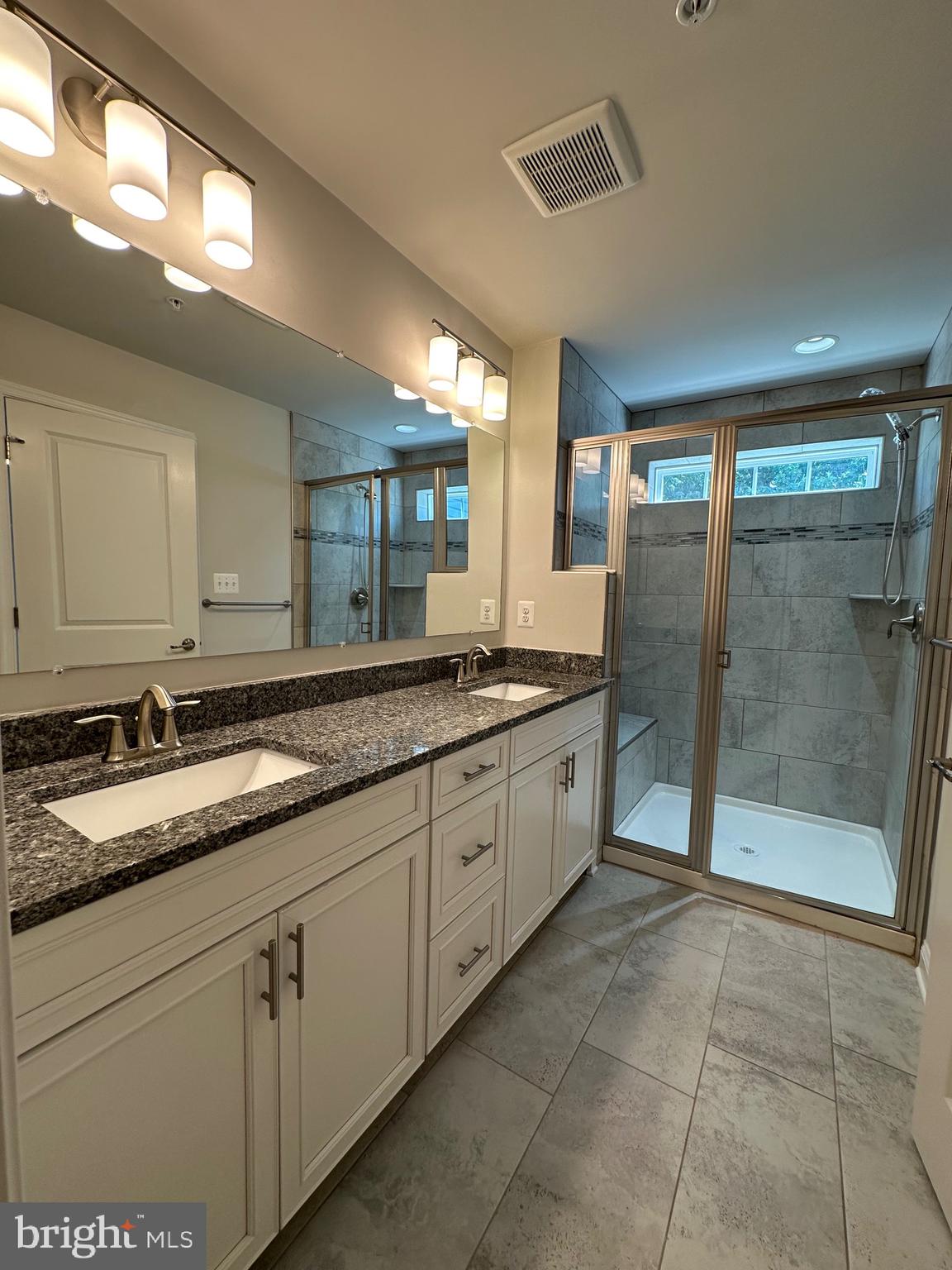 TROTTER CROSSING - Residential Lease