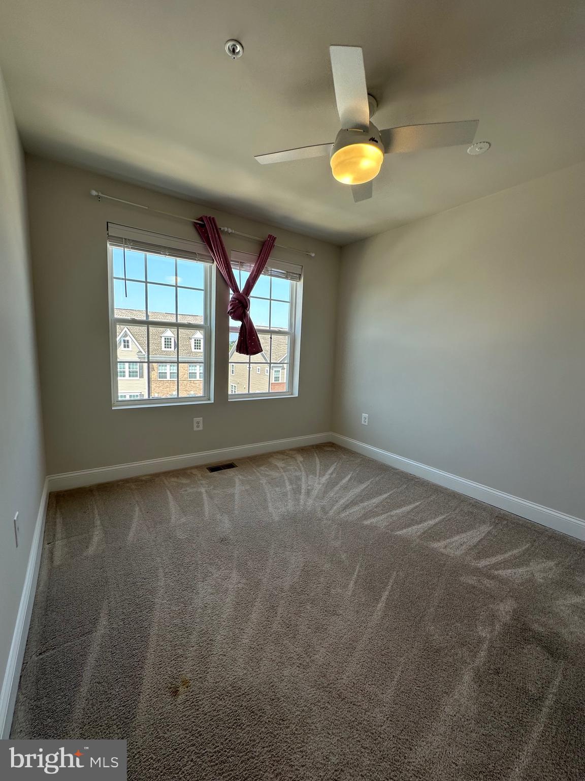 TROTTER CROSSING - Residential Lease