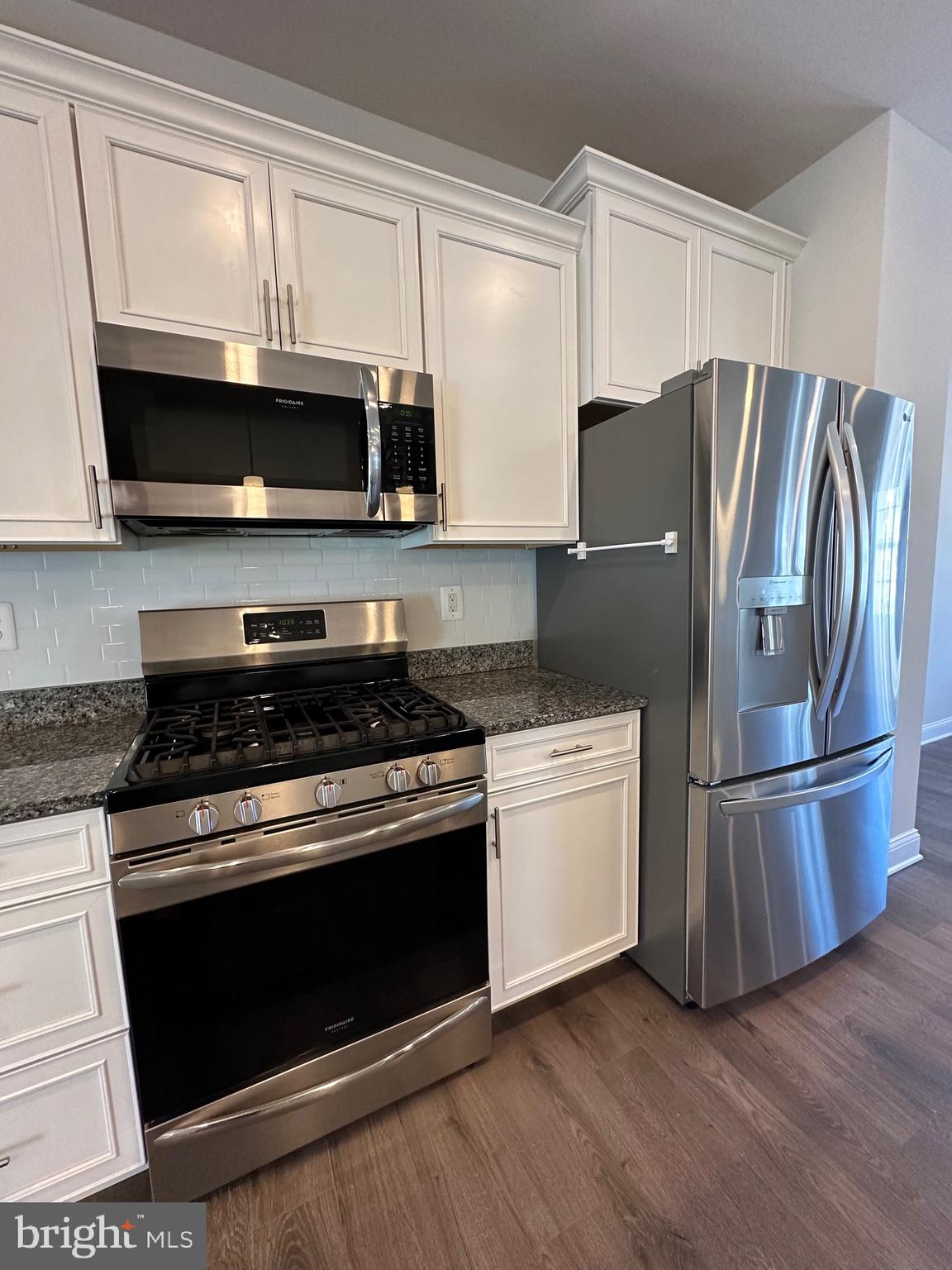 TROTTER CROSSING - Residential Lease