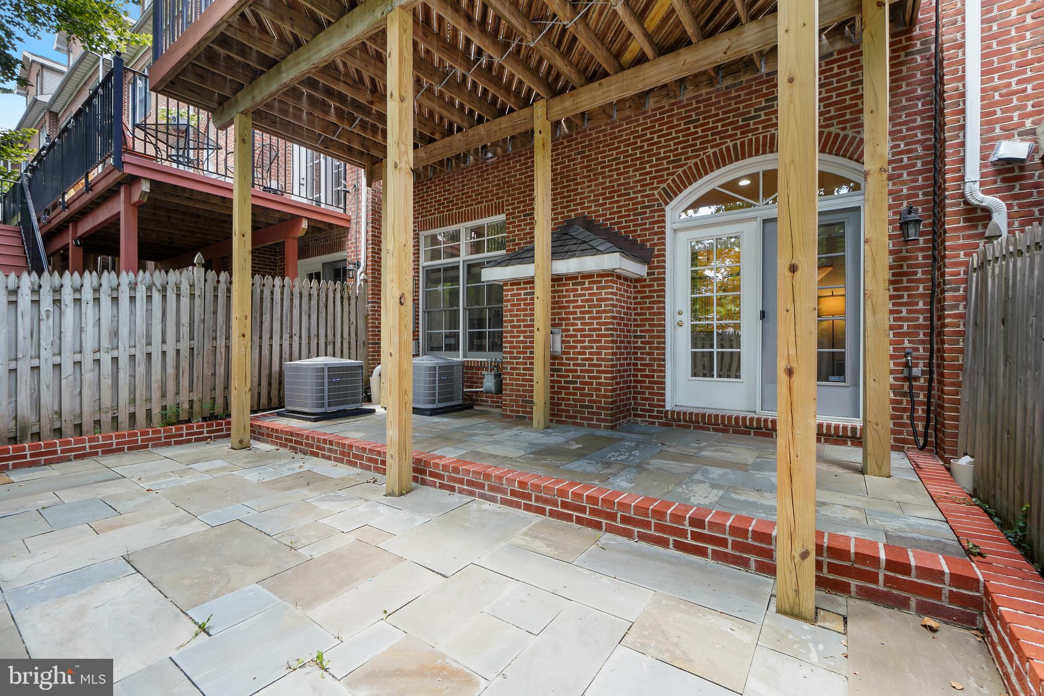 GLENBROOK VILLAGE - Residential