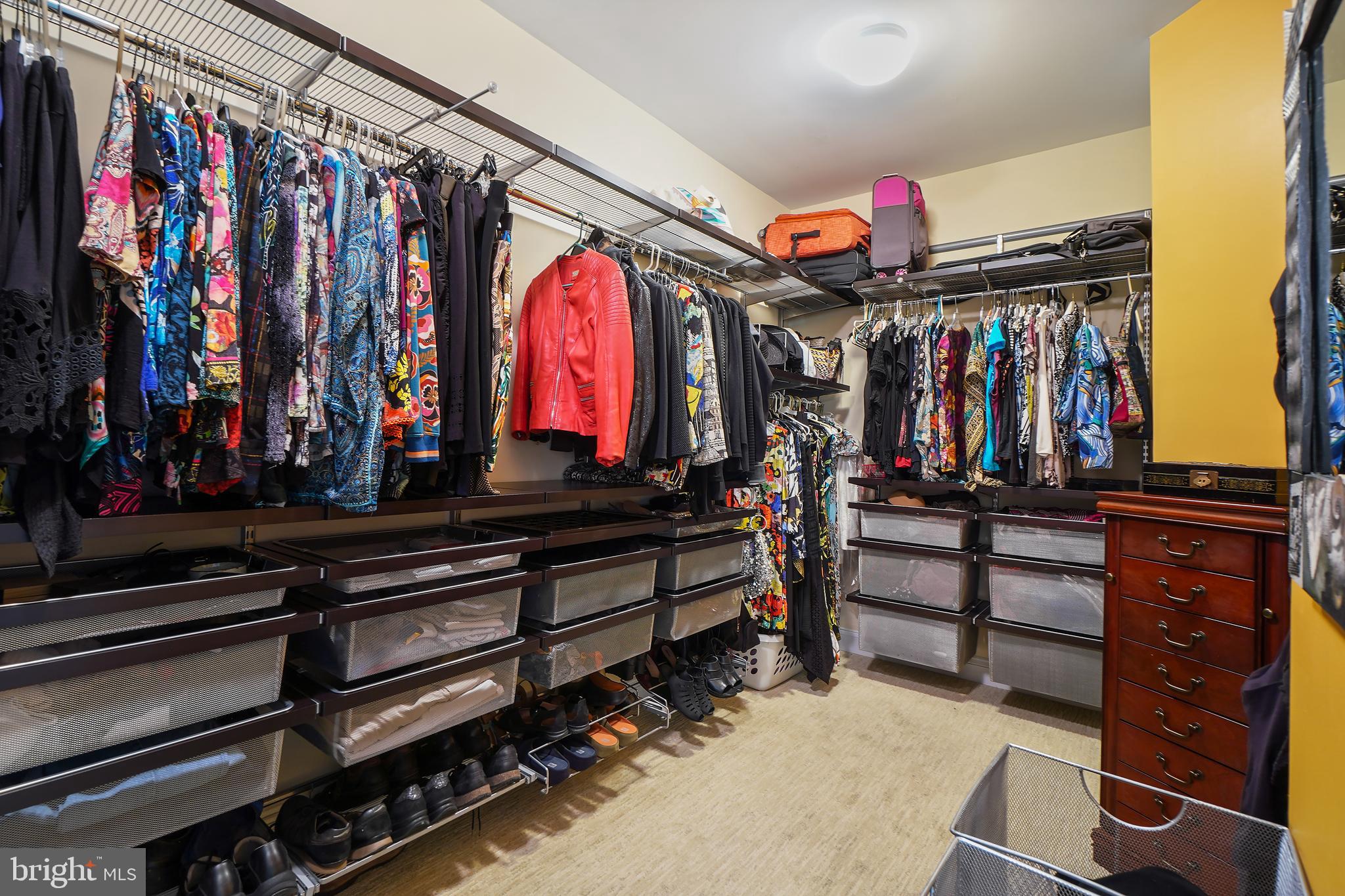 GLENBROOK VILLAGE - Residential