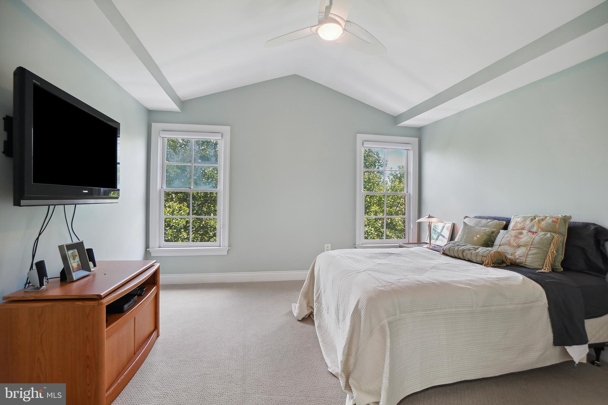 GLENBROOK VILLAGE - Residential