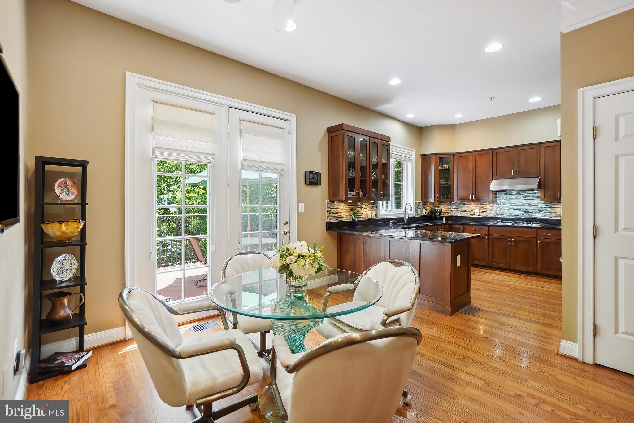 GLENBROOK VILLAGE - Residential